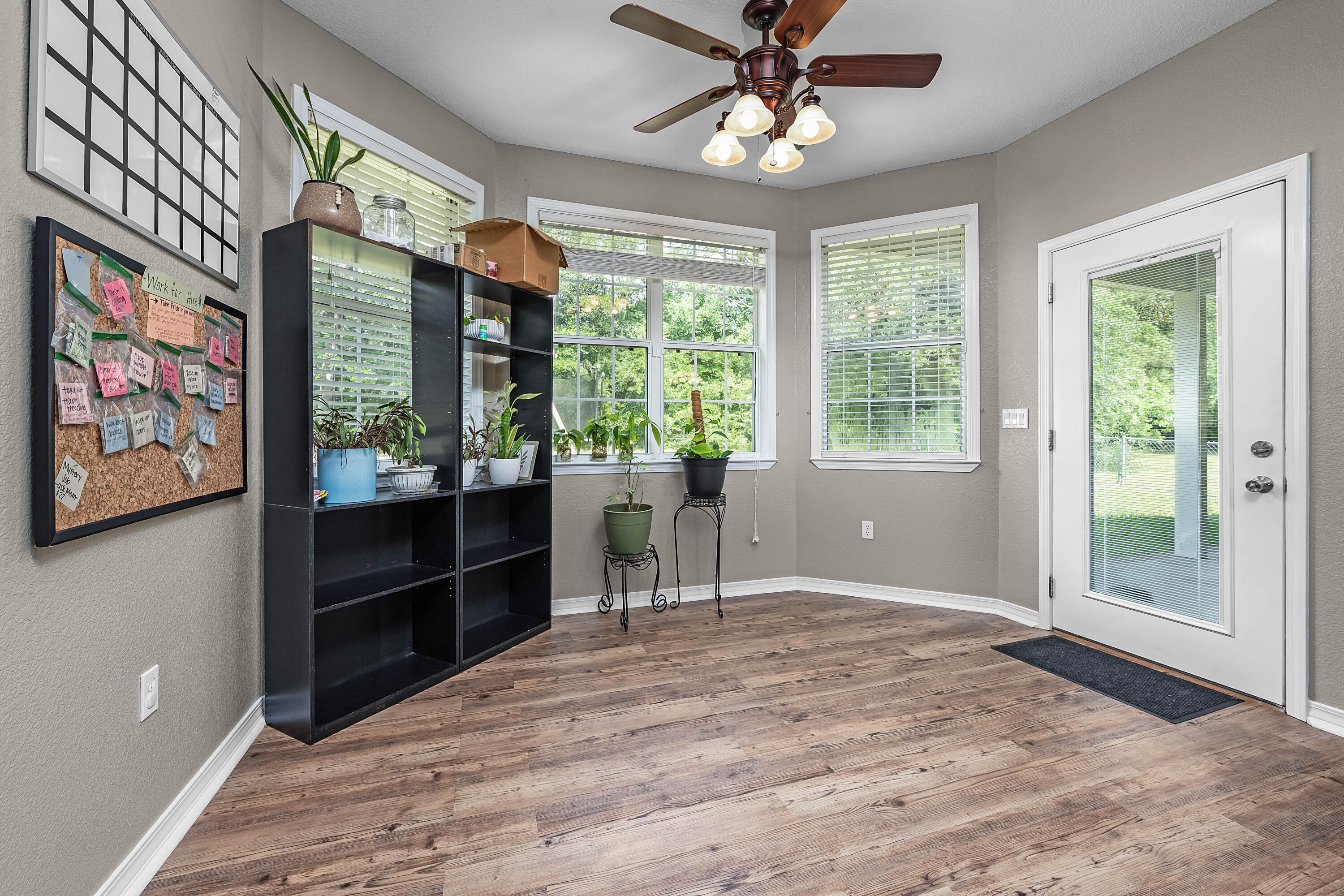 CRESTVIEW SUBURB - Residential