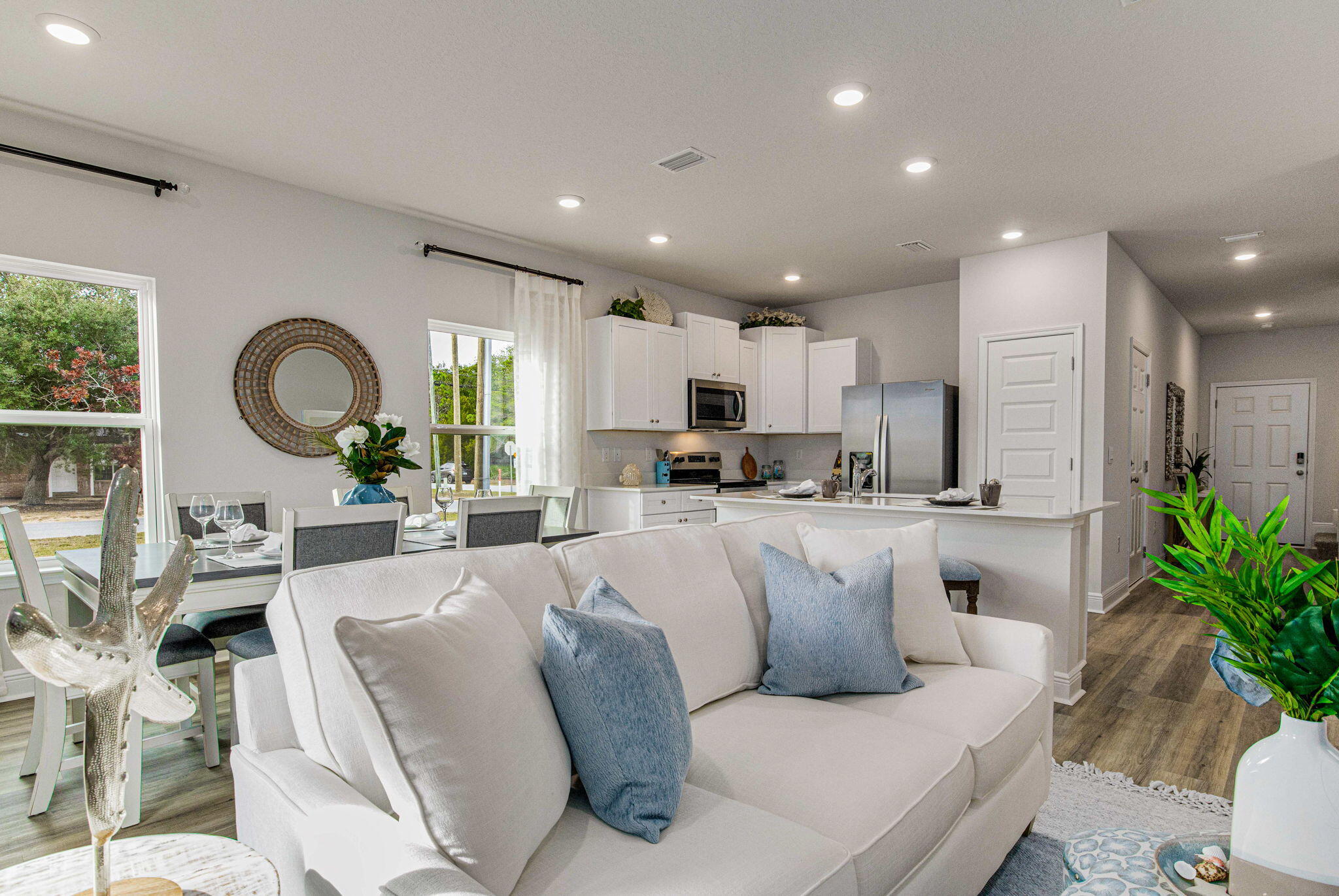 BRITTANY OAKS VILLAS - Residential