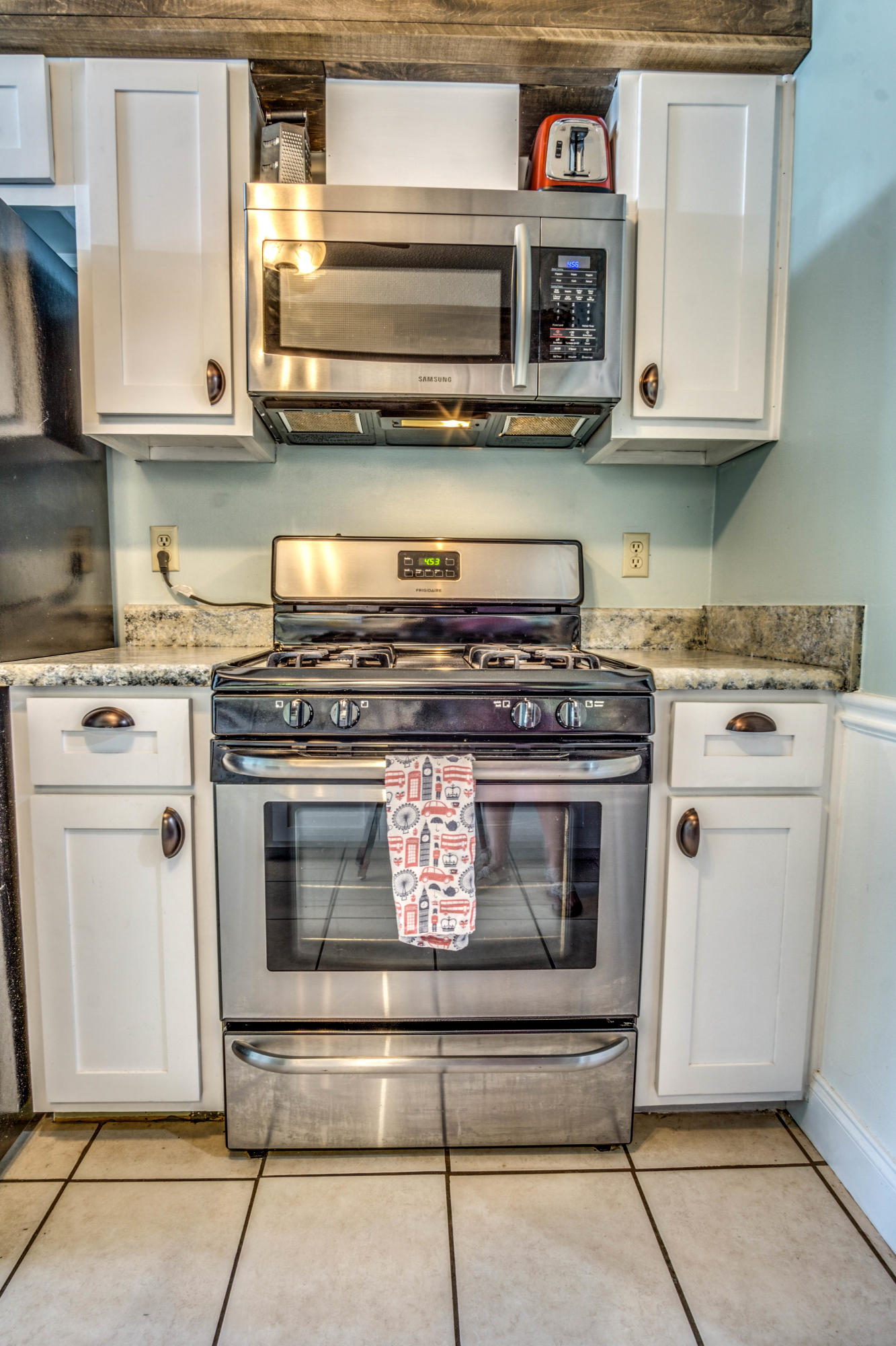 Oakdale M/F Resub Blk 18 - Residential