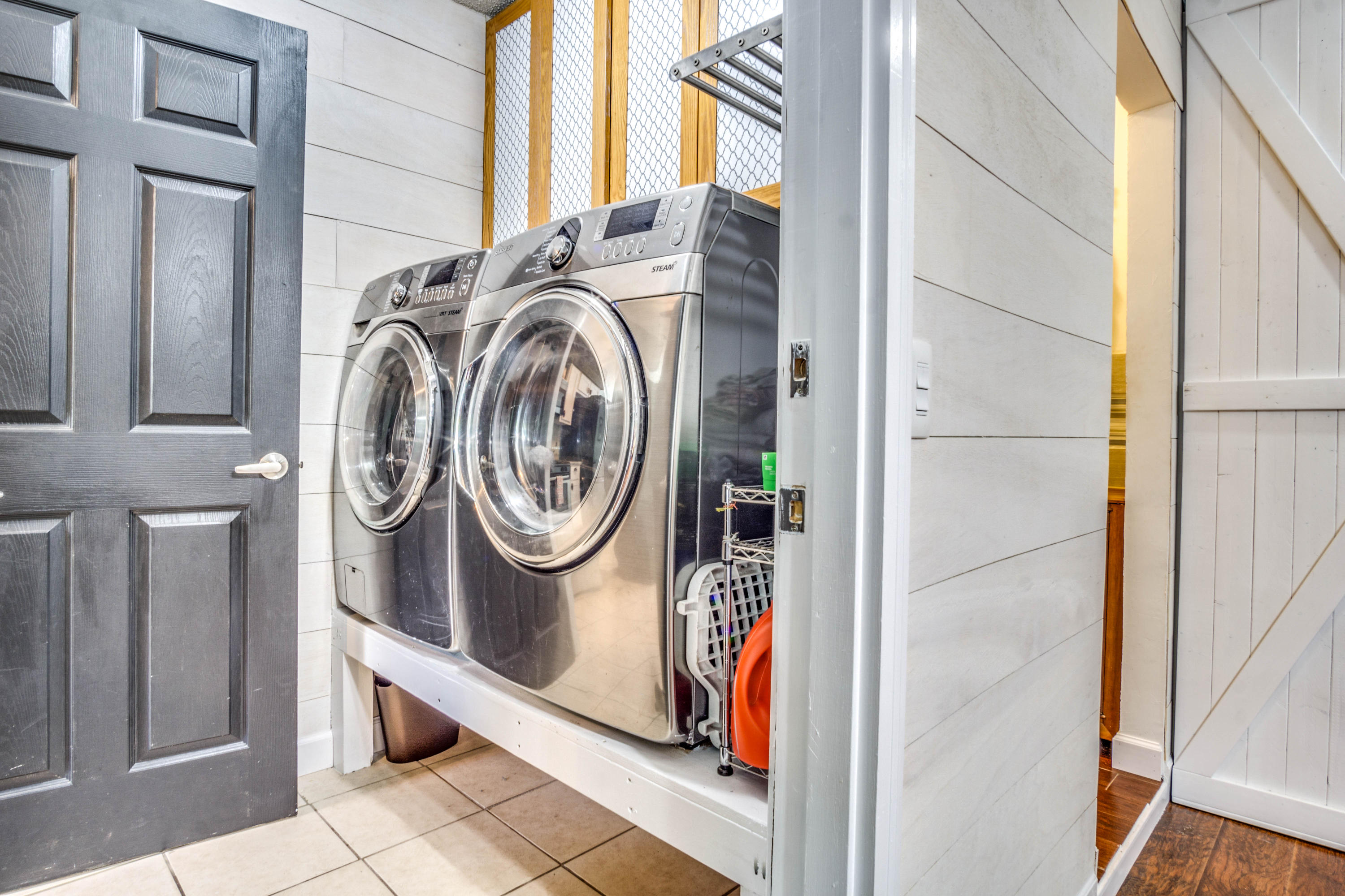 Oakdale M/F Resub Blk 18 - Residential