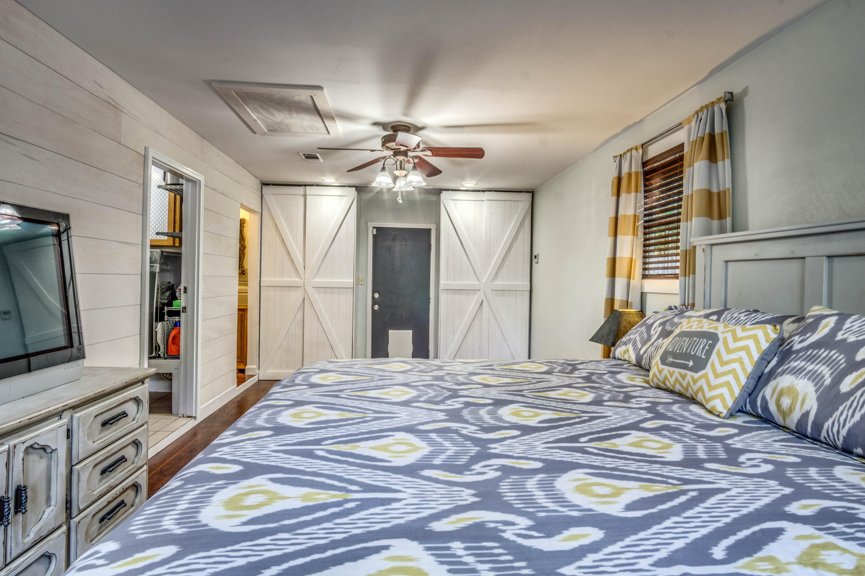 Oakdale M/F Resub Blk 18 - Residential