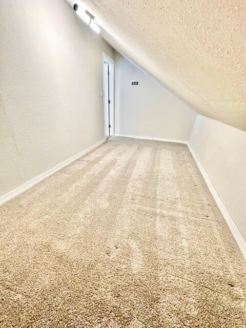 ROANOKE VILLAGE 1ST ADDITION - Residential Lease