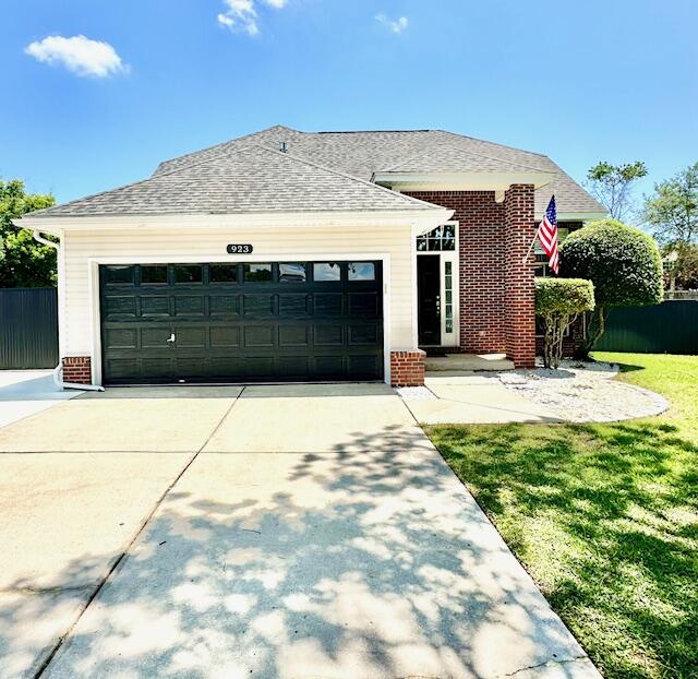 ROANOKE VILLAGE 1ST ADDITION - Residential Lease