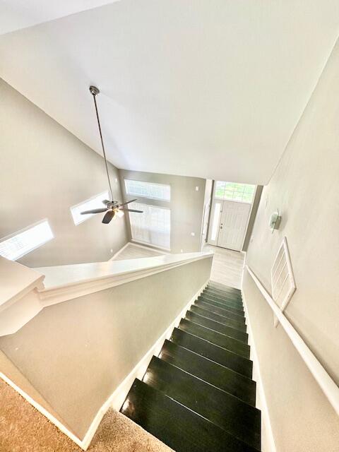 ROANOKE VILLAGE 1ST ADDITION - Residential Lease