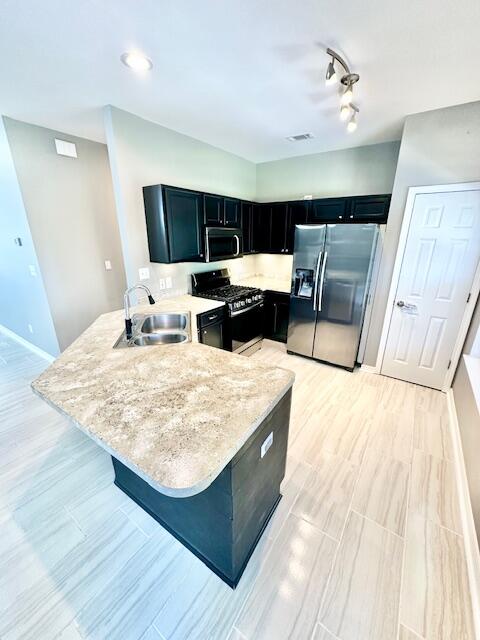 ROANOKE VILLAGE 1ST ADDITION - Residential Lease