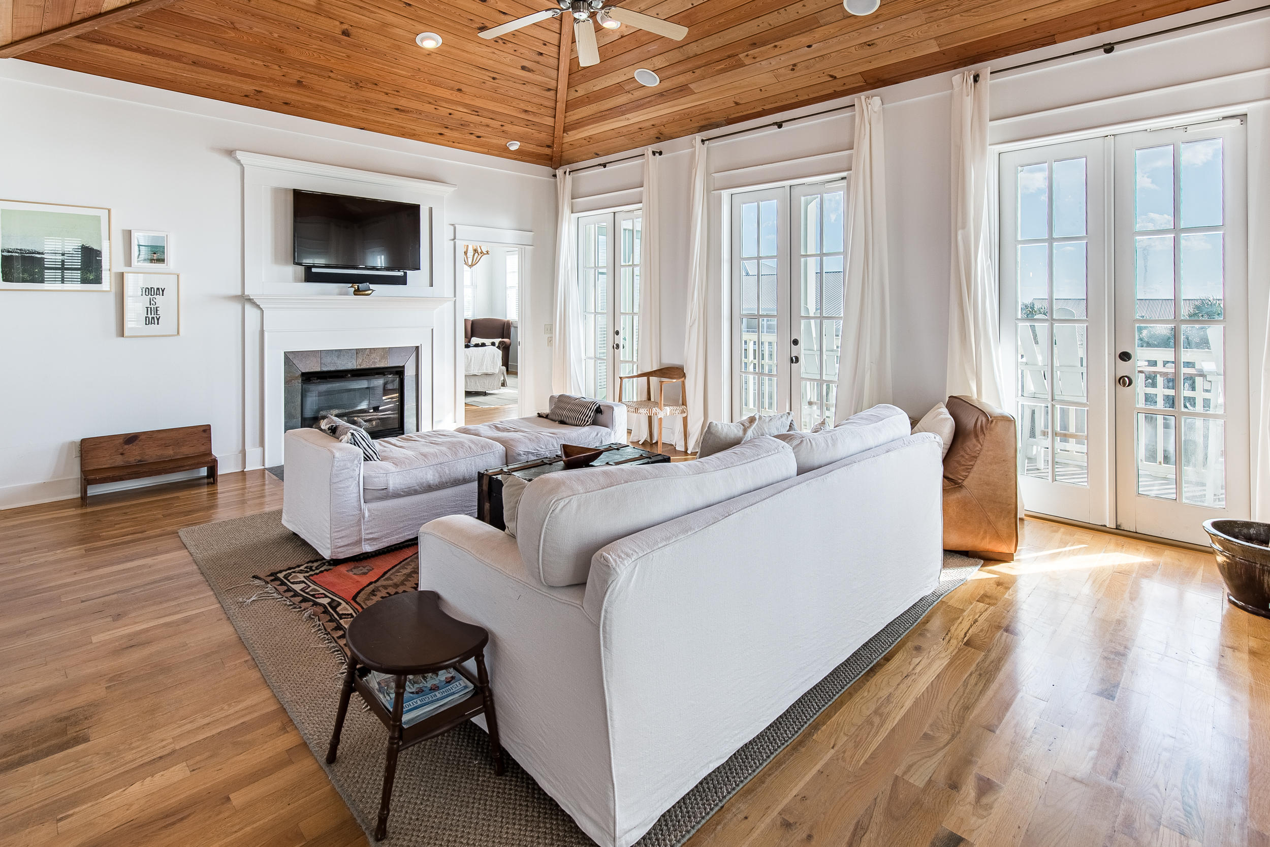 SUMMER'S EDGE - Residential
