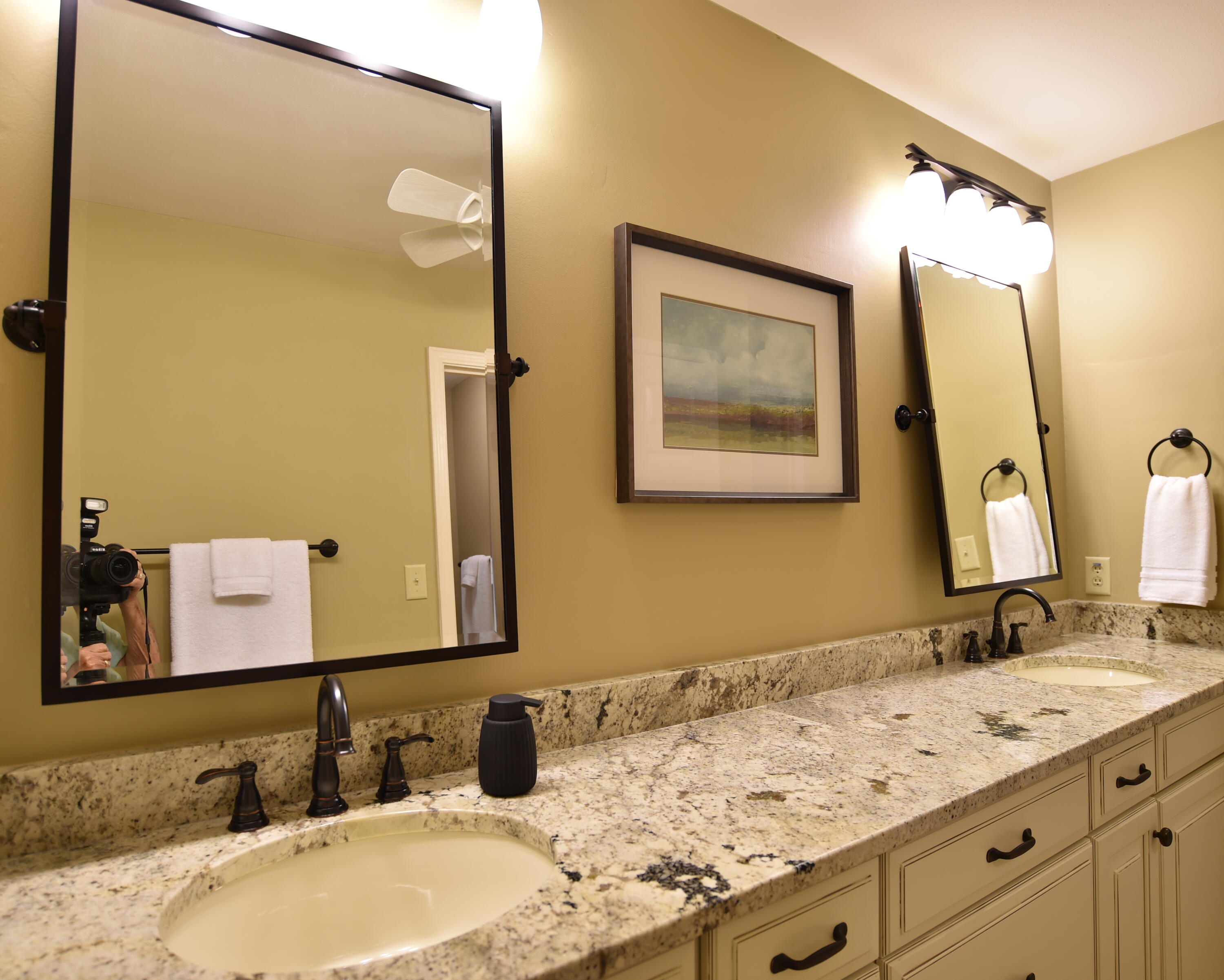 SEASCAPE CONDO PH 7 - Residential
