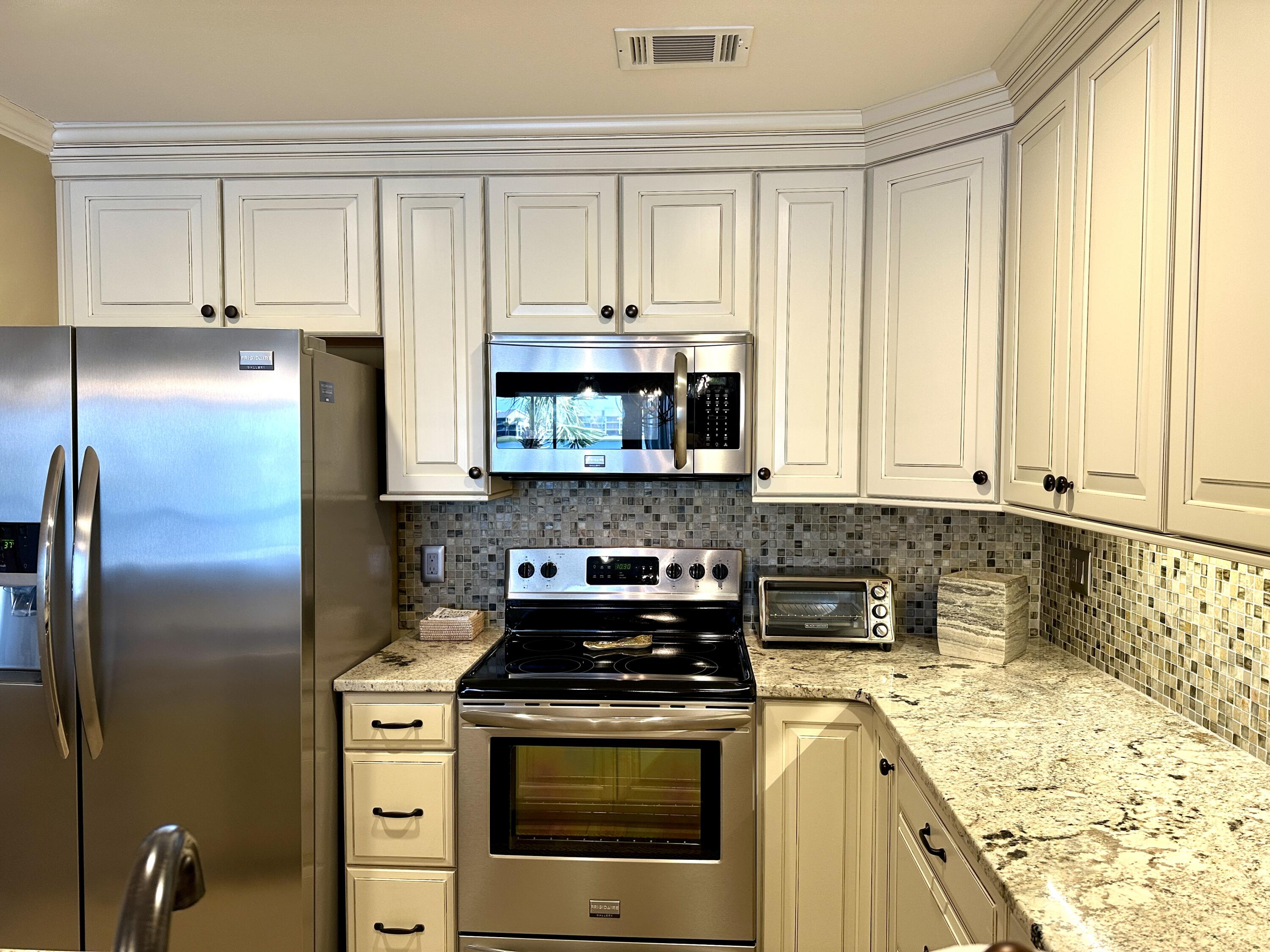 SEASCAPE CONDO PH 7 - Residential