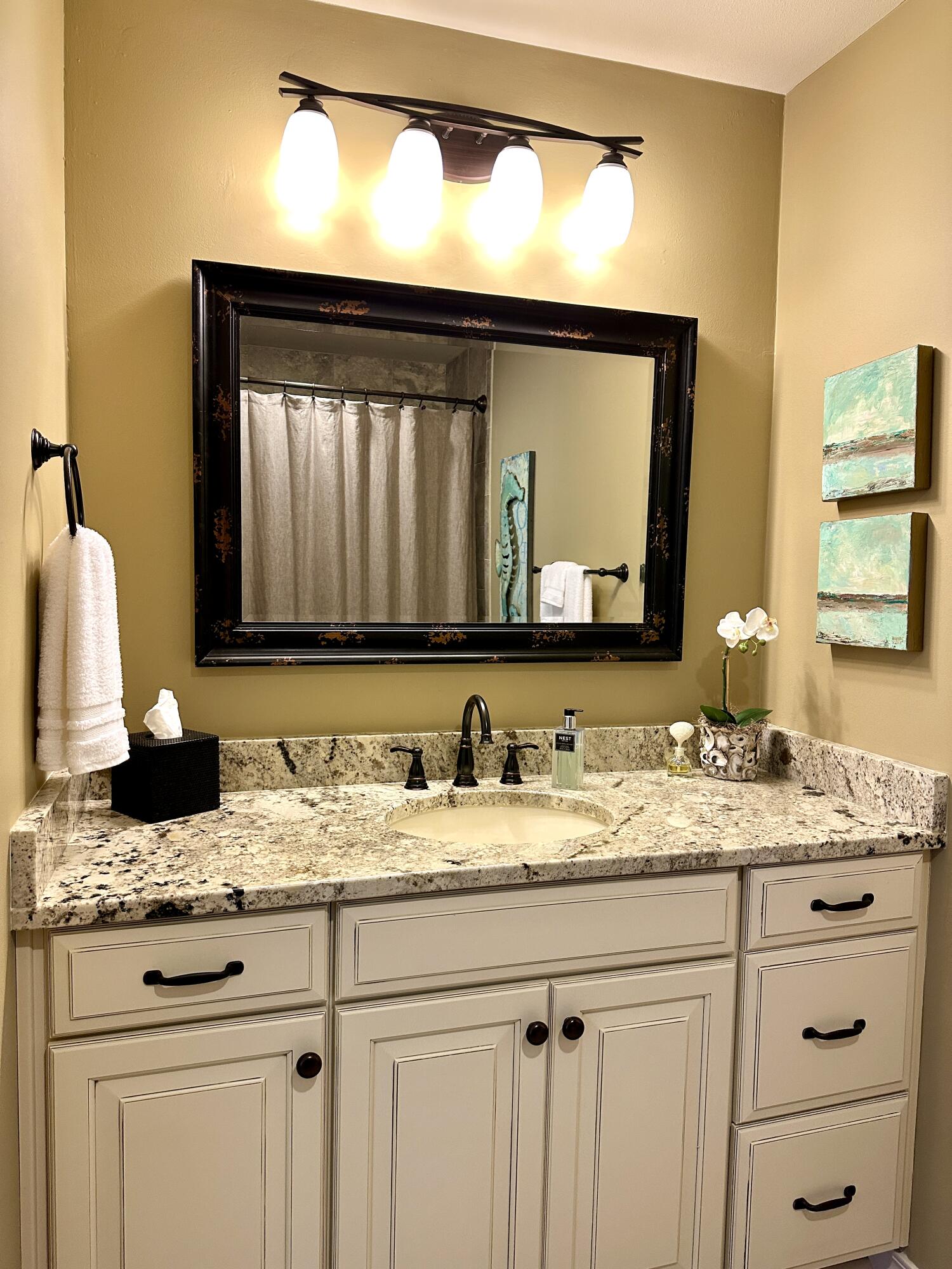SEASCAPE CONDO PH 7 - Residential
