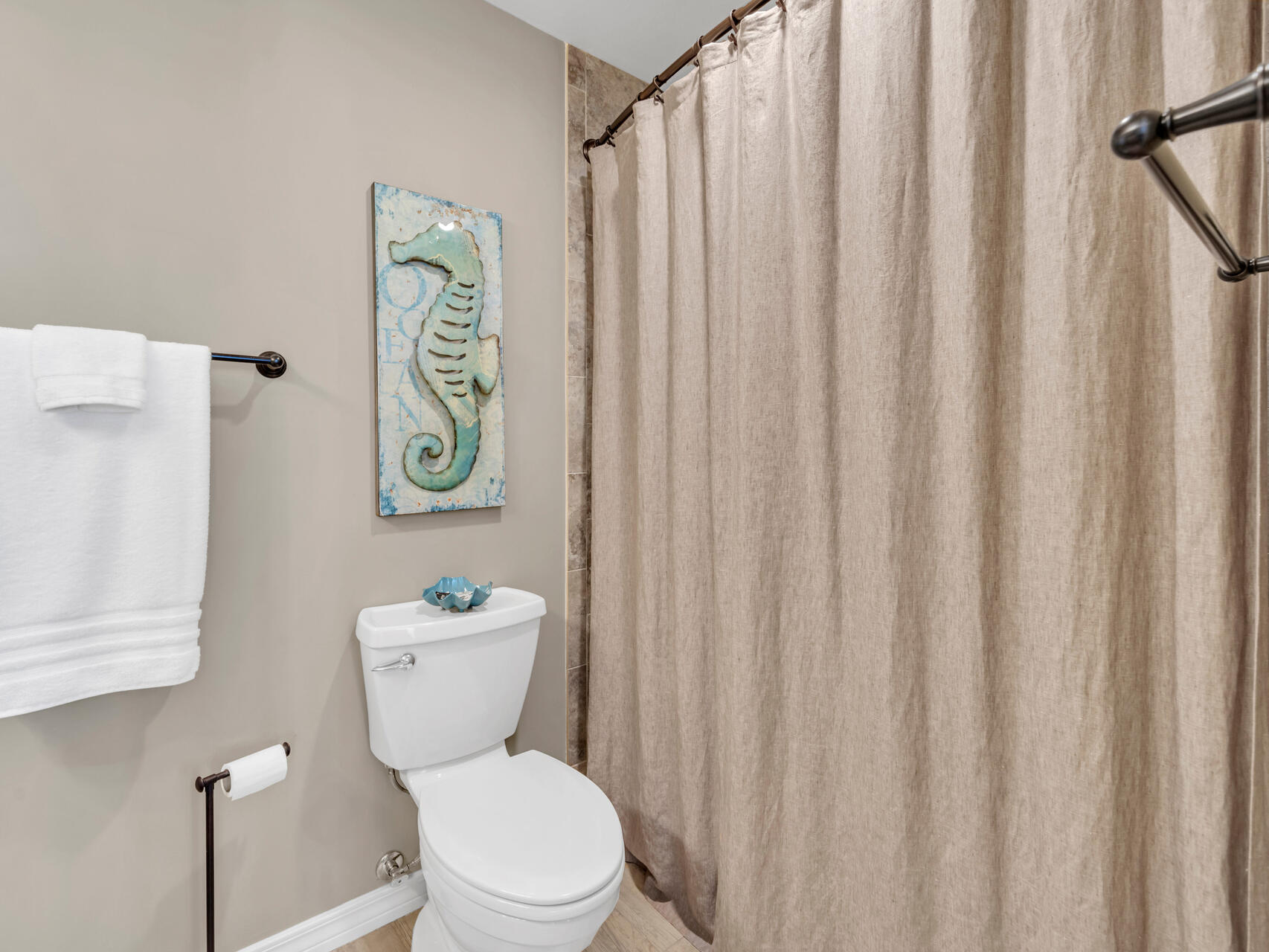 SEASCAPE CONDO PH 7 - Residential