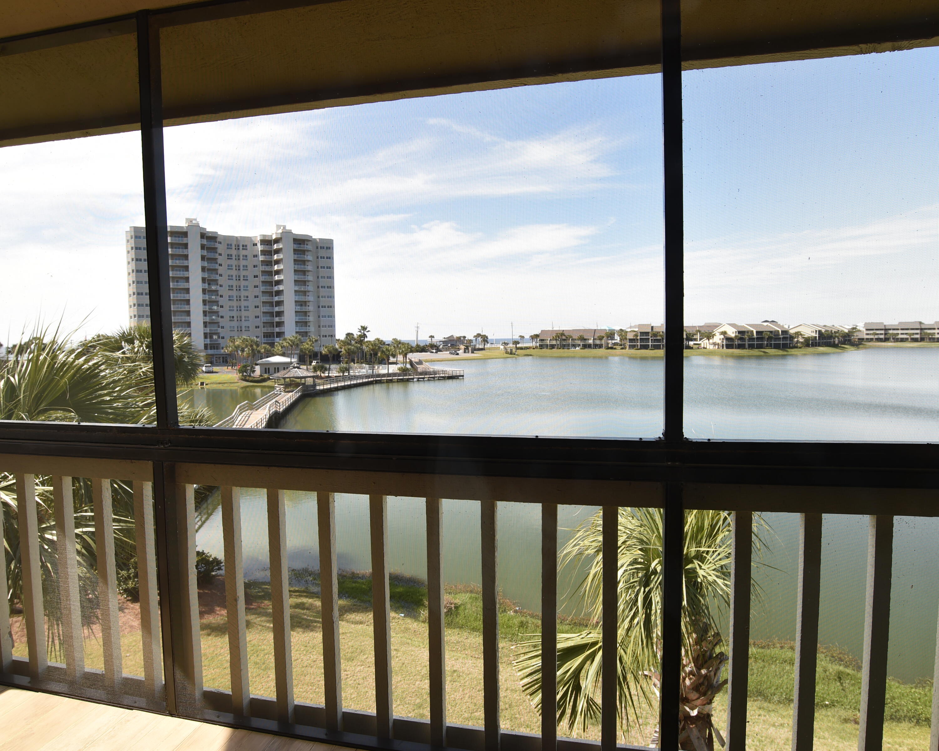 SEASCAPE CONDO PH 7 - Residential