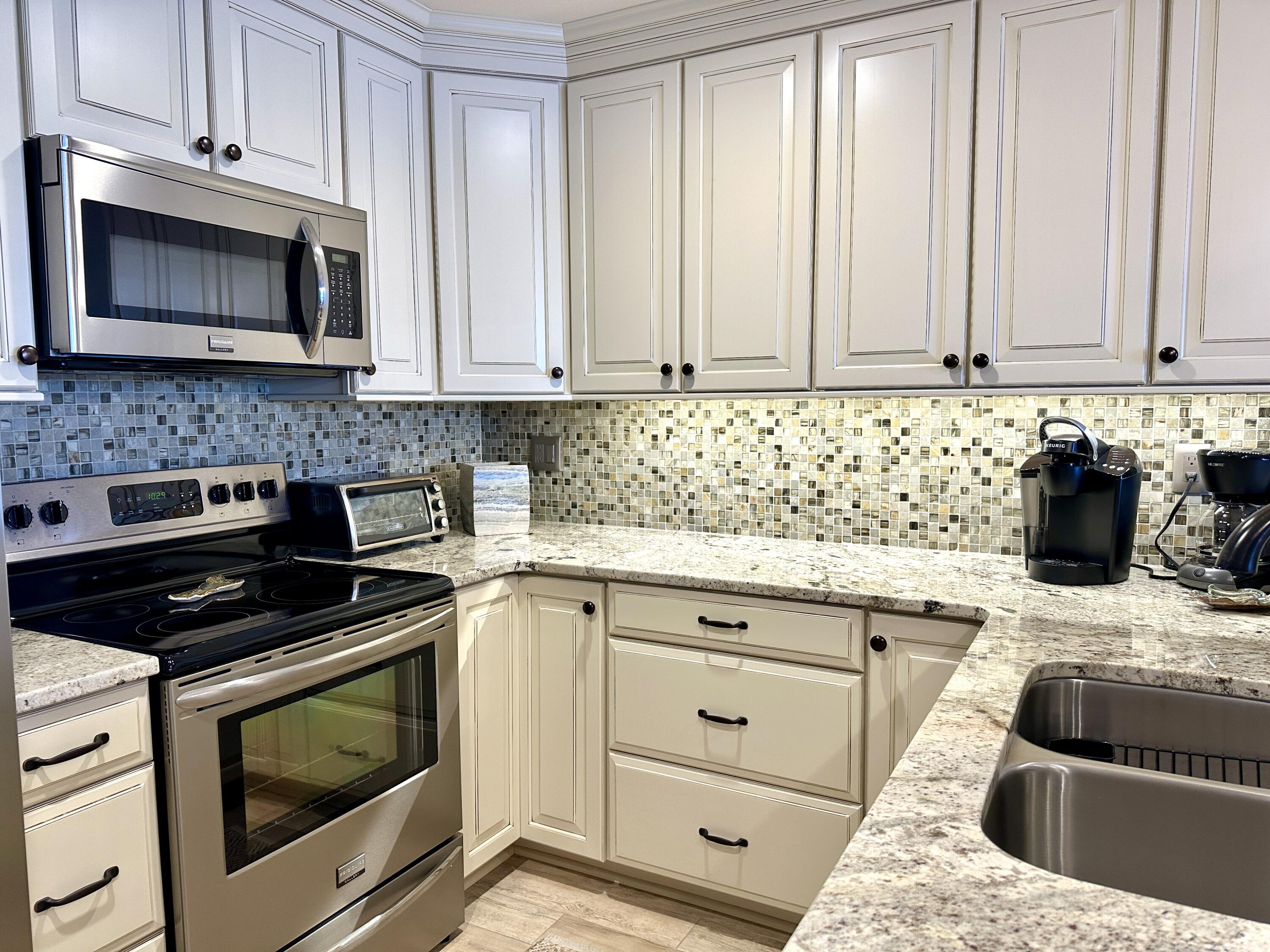 SEASCAPE CONDO PH 7 - Residential
