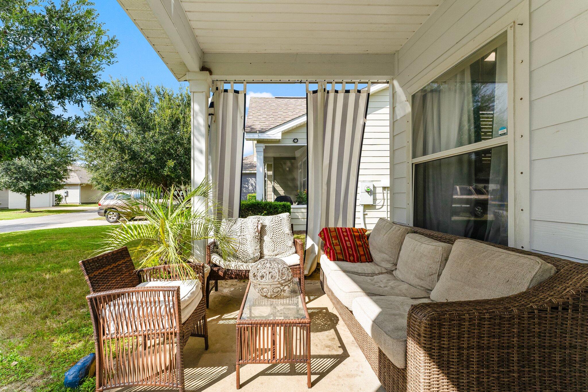 HAMMOCK BAY - Residential