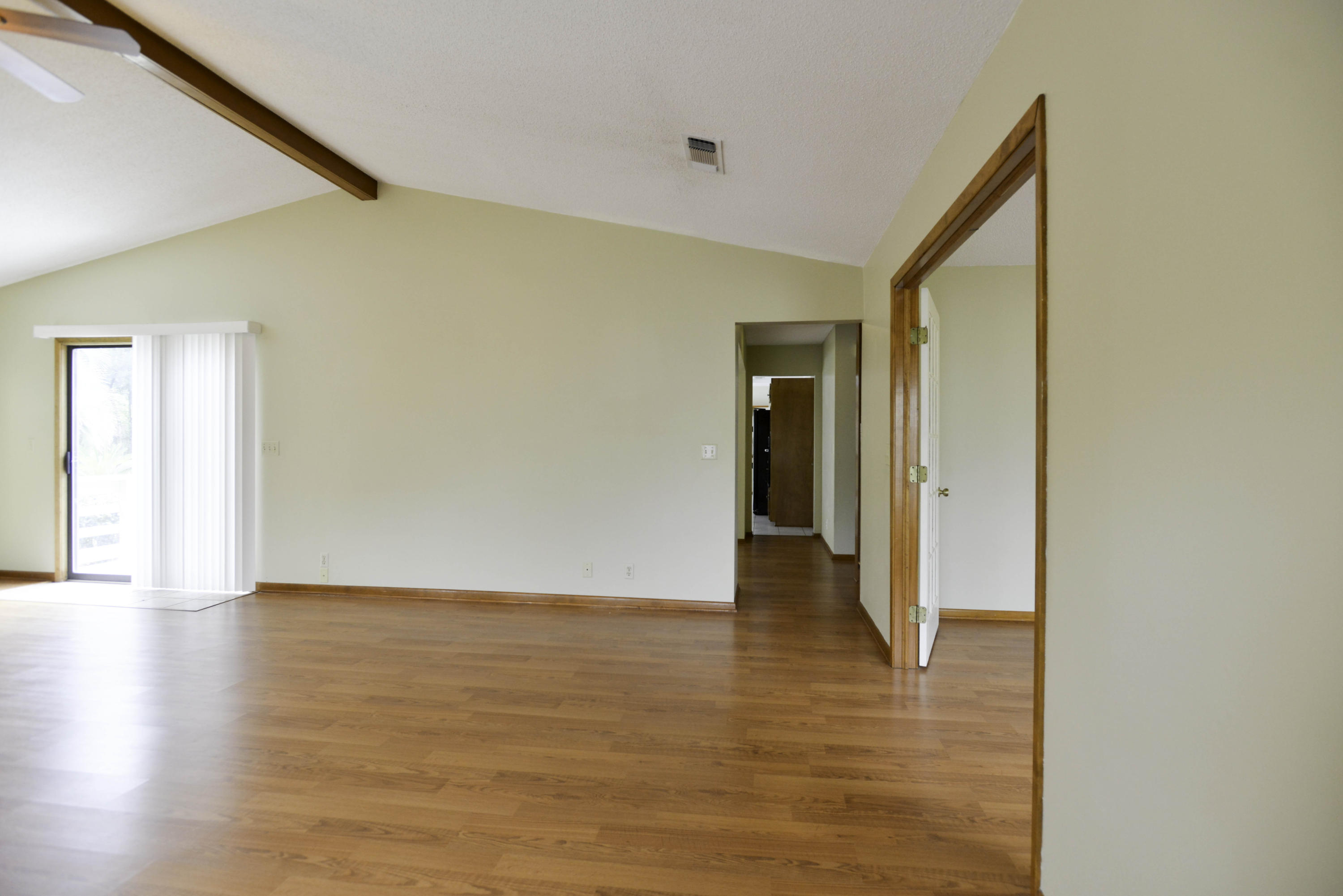 LAKE LORRAINE ESTATES - Residential