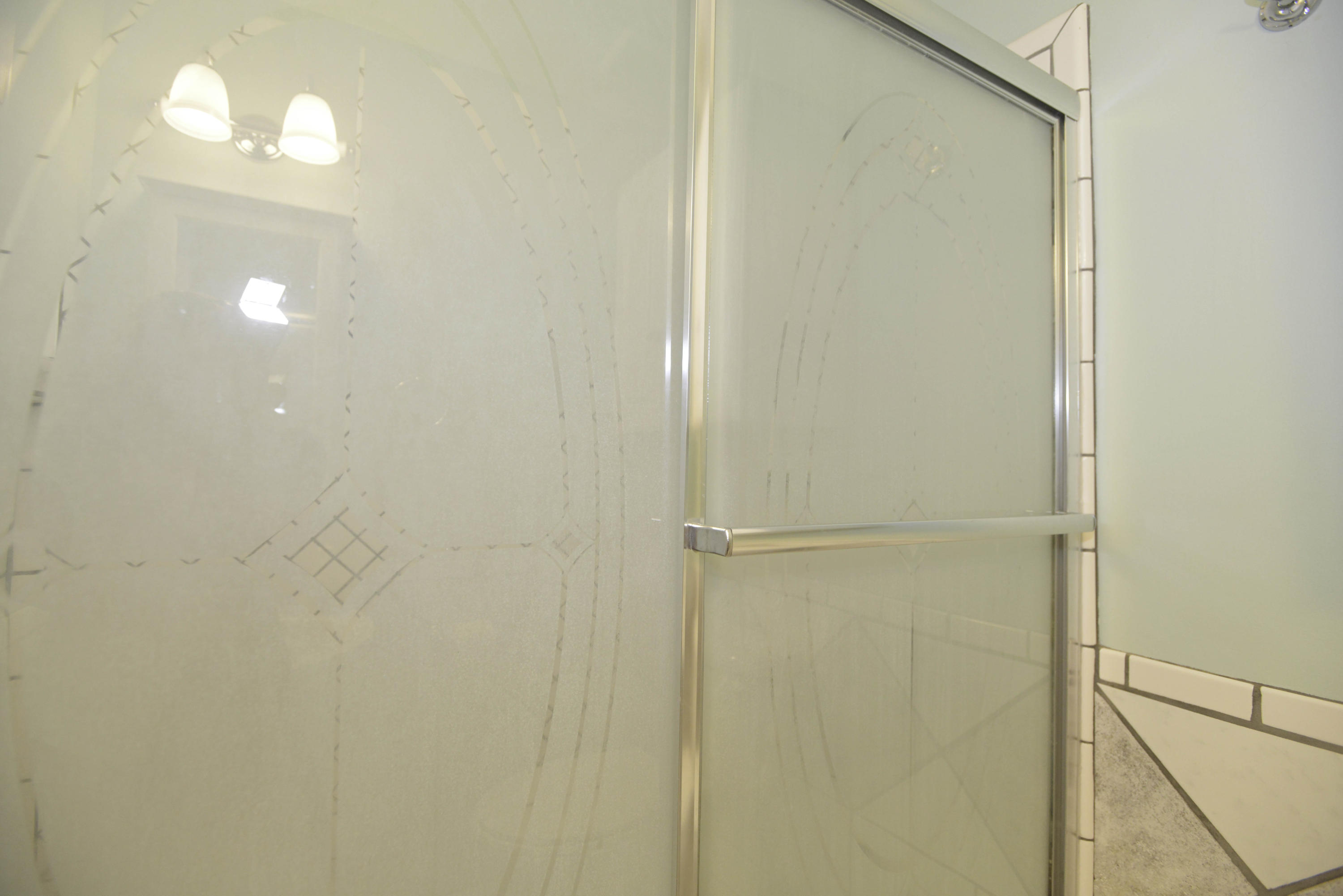 LAKE LORRAINE ESTATES - Residential