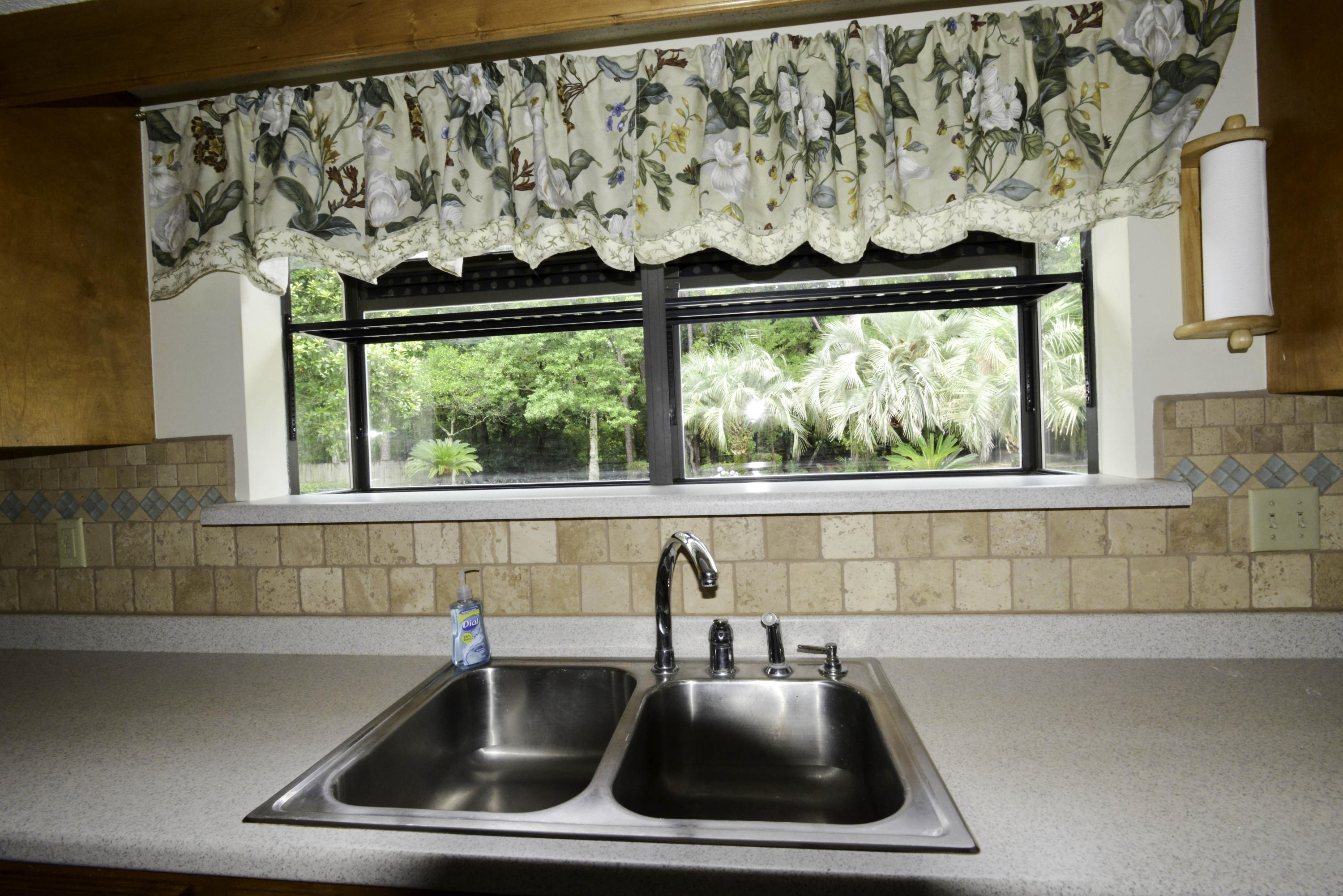 LAKE LORRAINE ESTATES - Residential