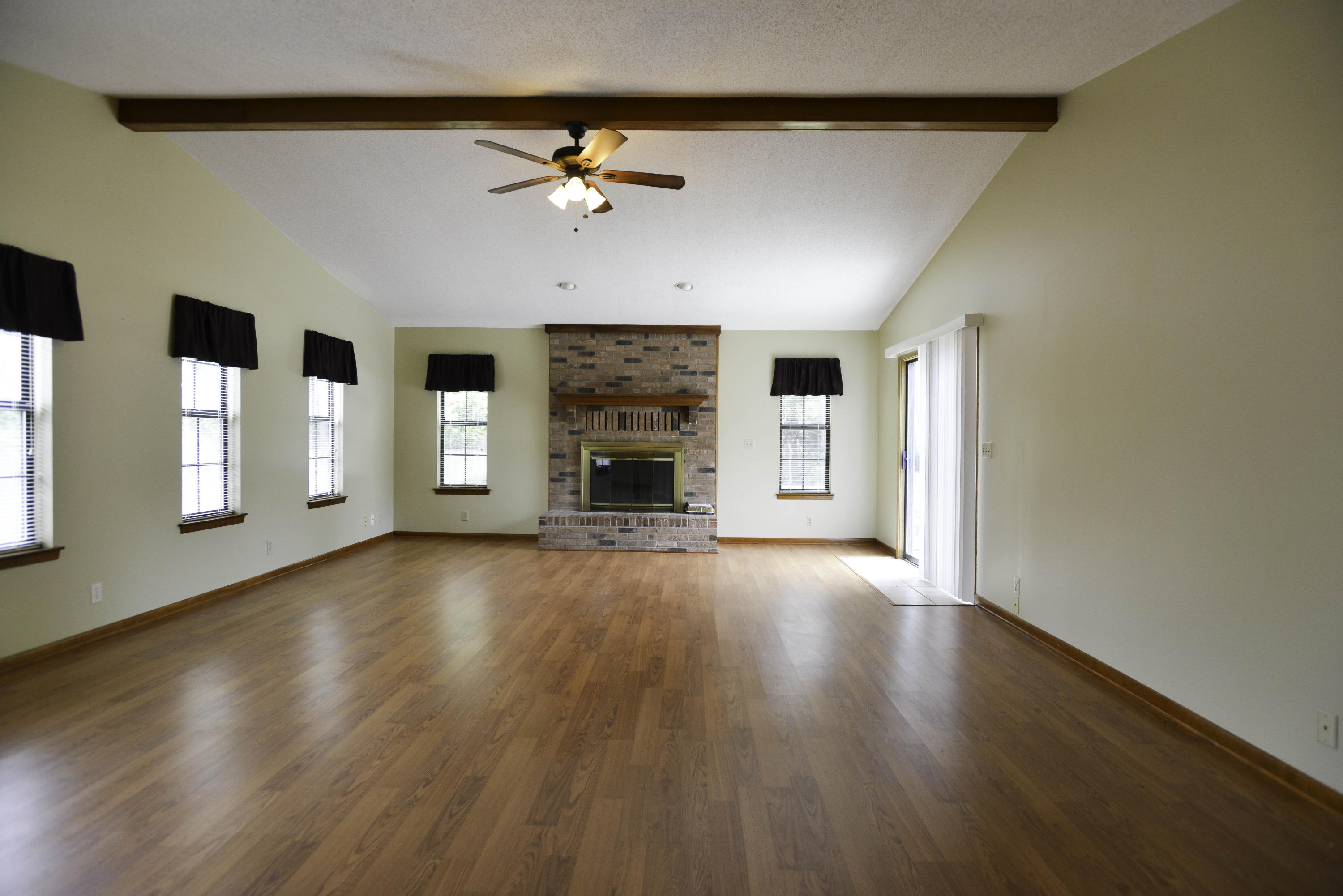 LAKE LORRAINE ESTATES - Residential