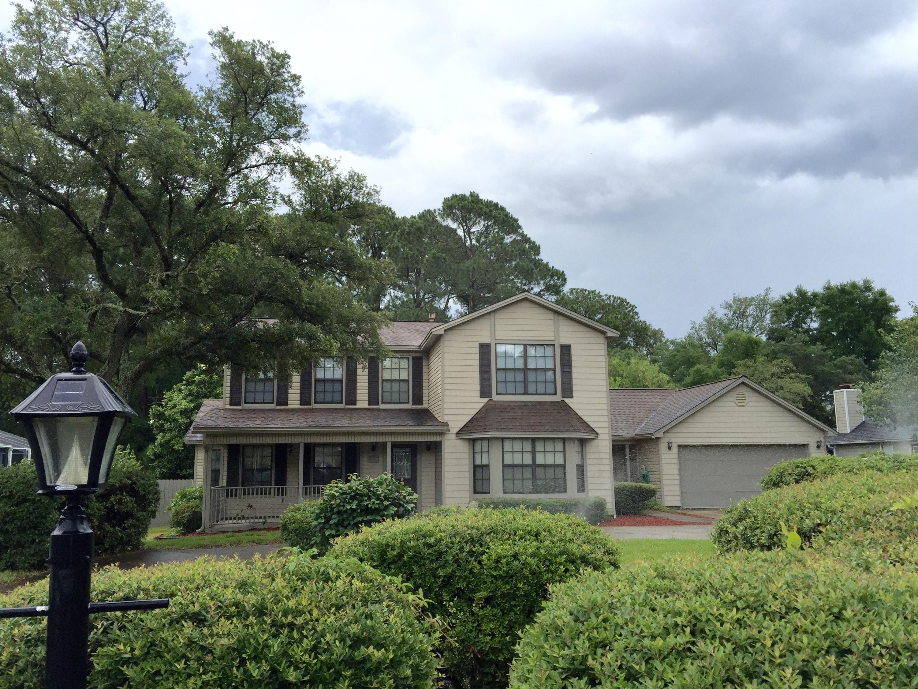 LAKE LORRAINE ESTATES - Residential