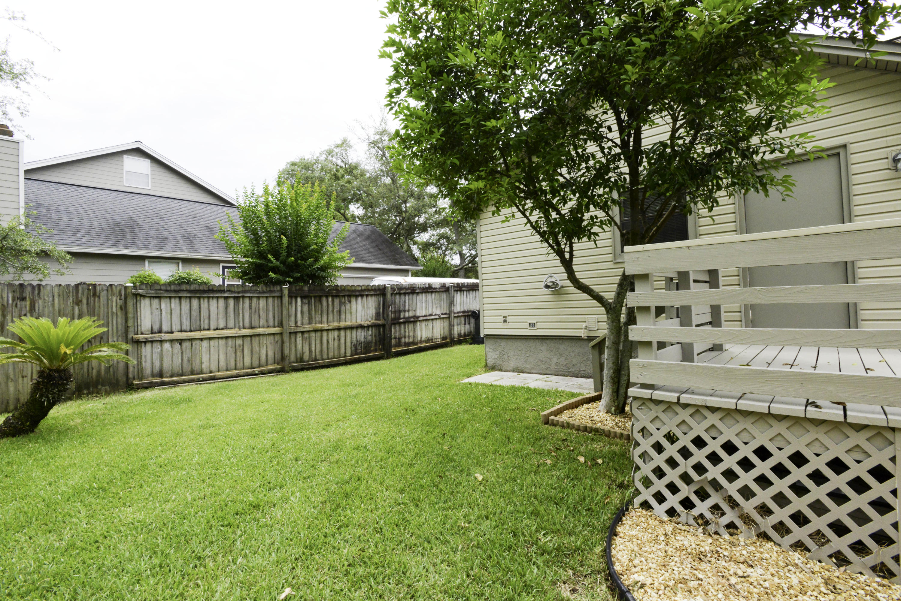 LAKE LORRAINE ESTATES - Residential