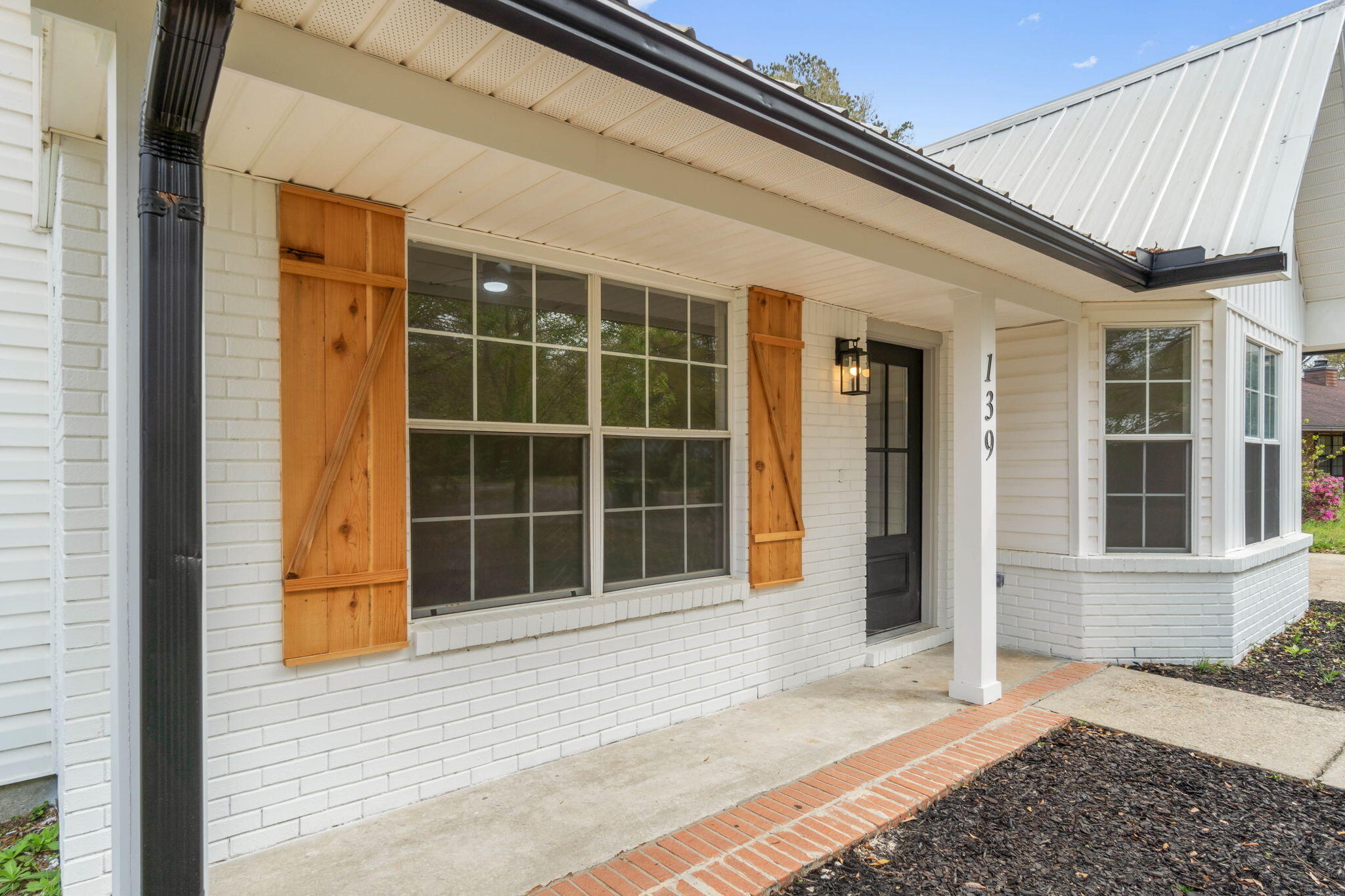 DOGWOOD ESTATES - Residential