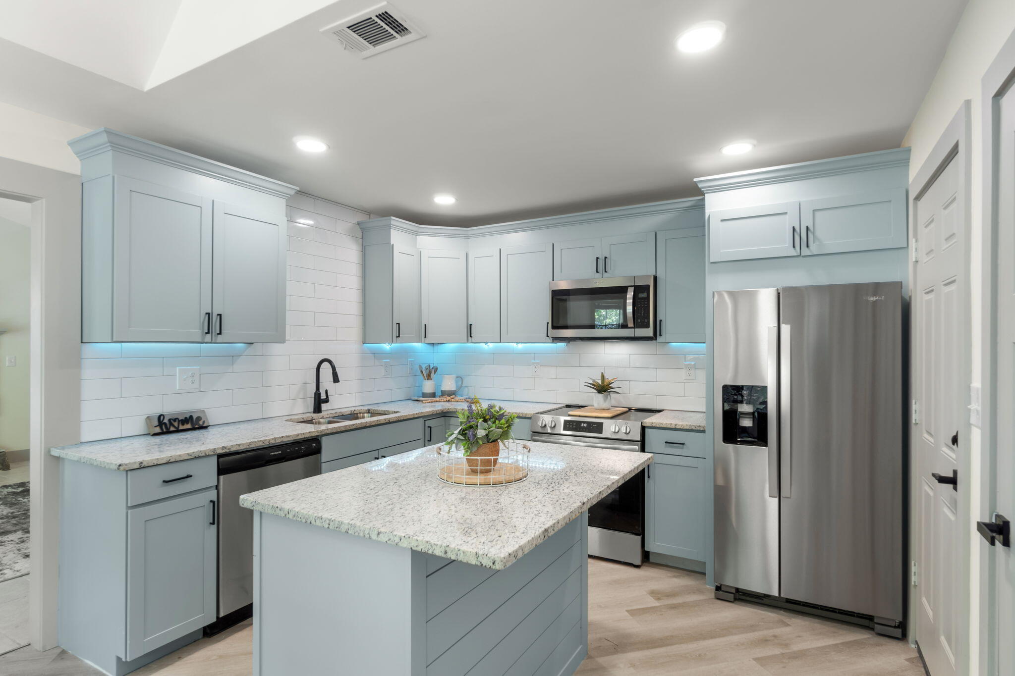 DOGWOOD ESTATES - Residential