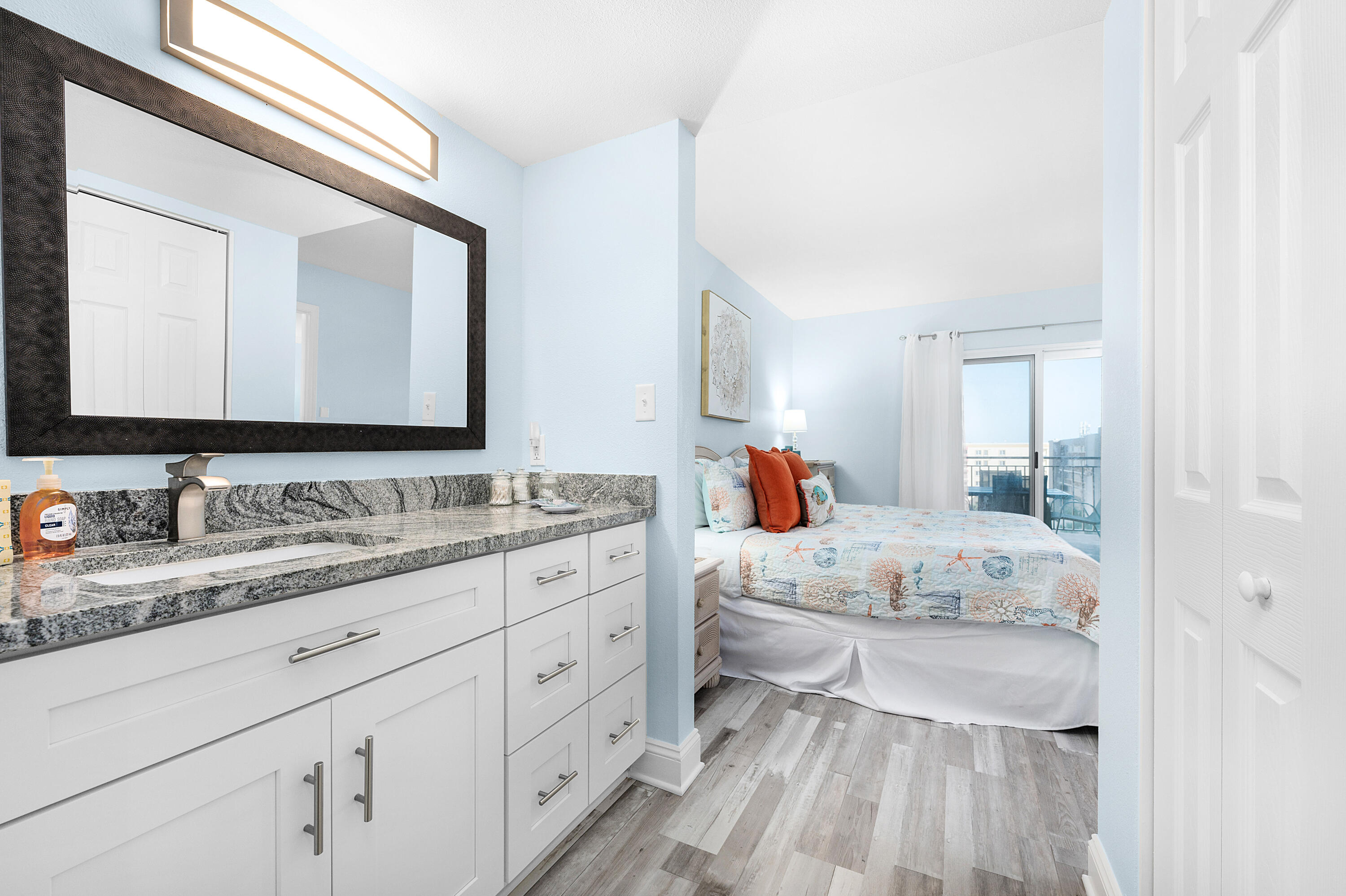 EMERALD ISLE - Residential