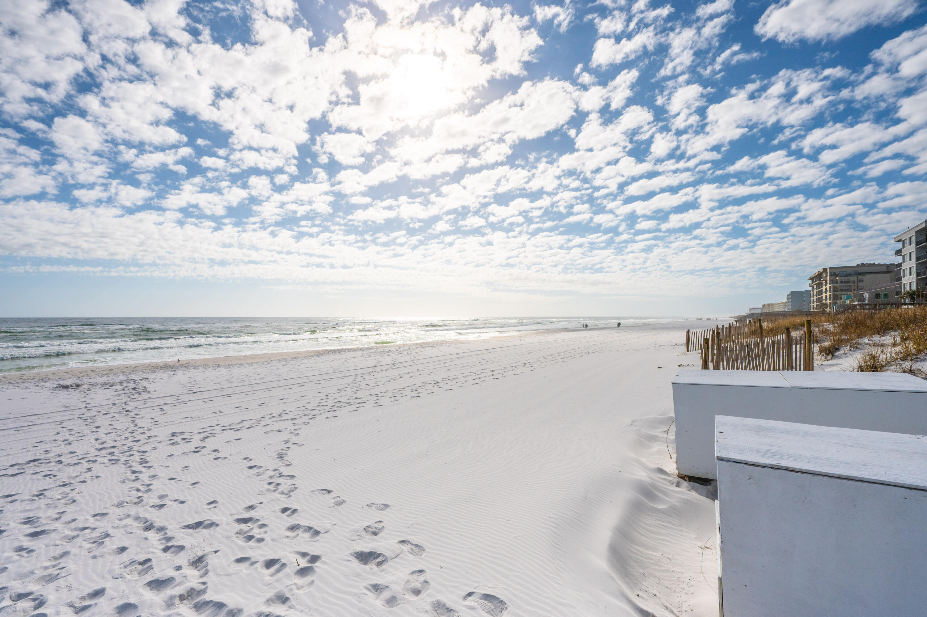 EMERALD ISLE - Residential