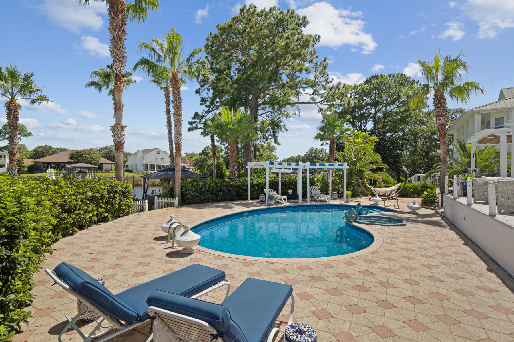 MORENO ACRES S/D - Residential