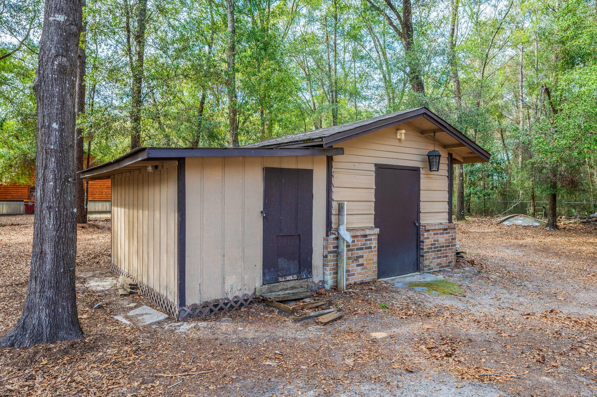 KENNEDY LAKES 1ST ADDN - Residential