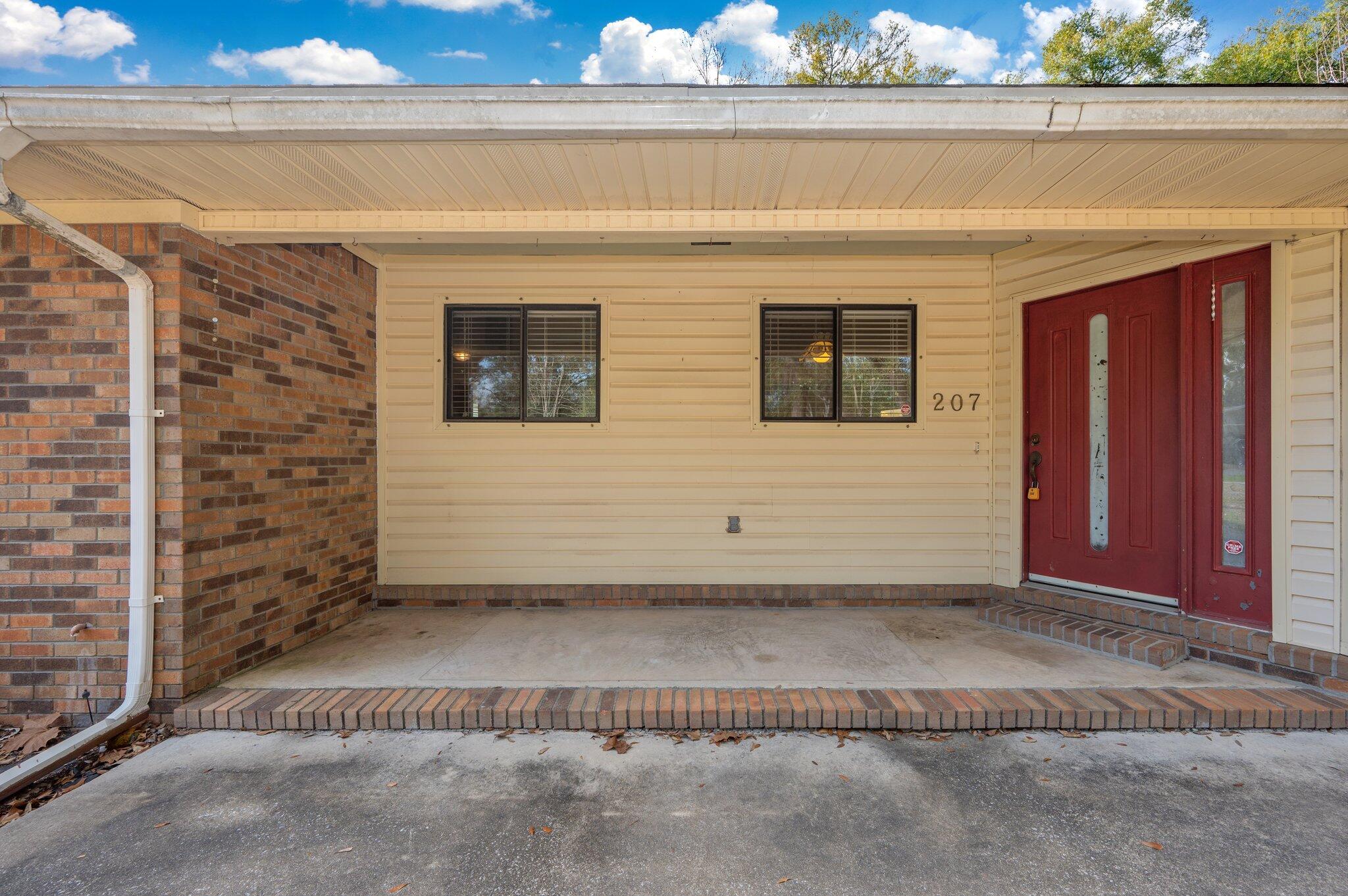 KENNEDY LAKES 1ST ADDN - Residential