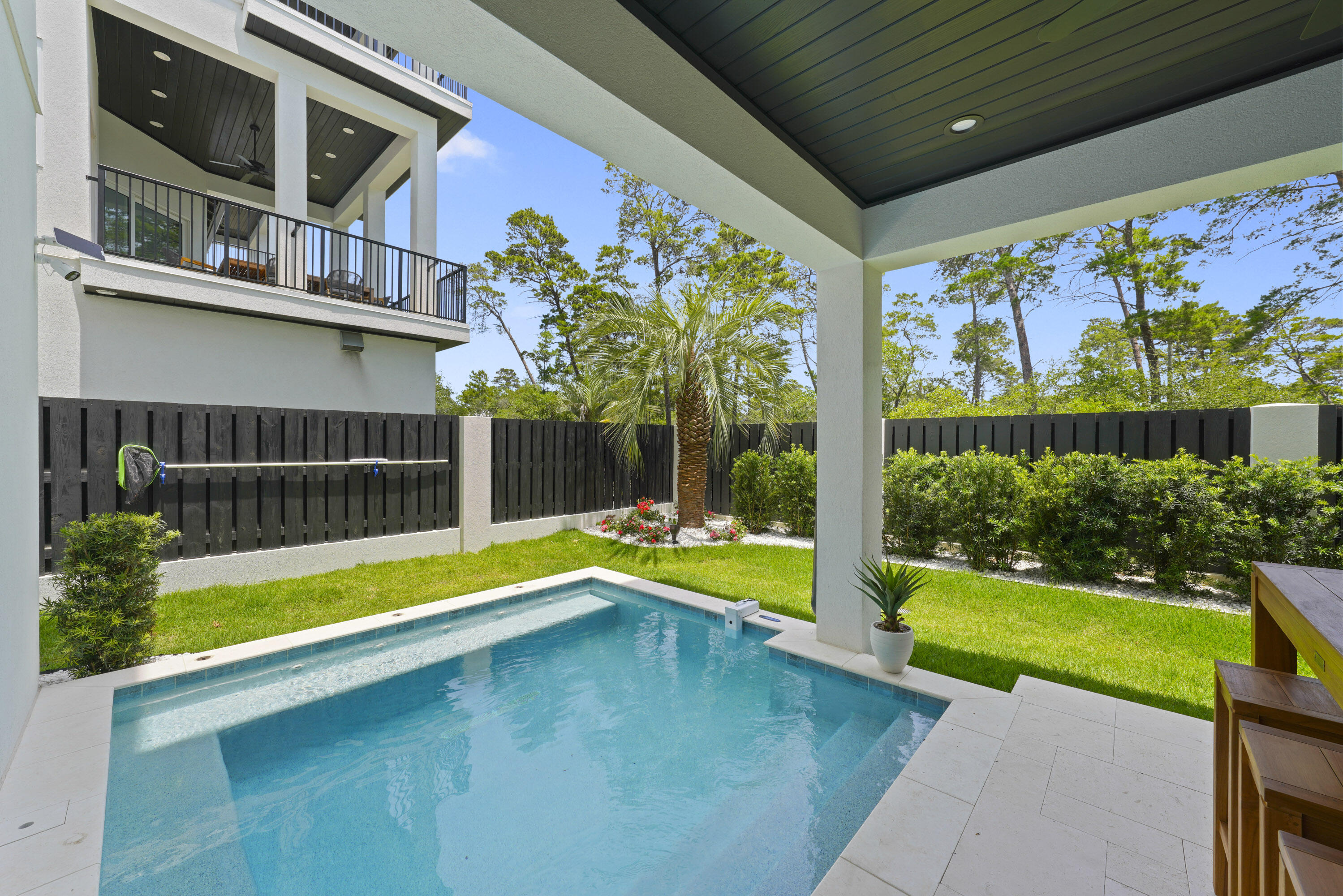 393 County hwy - Residential