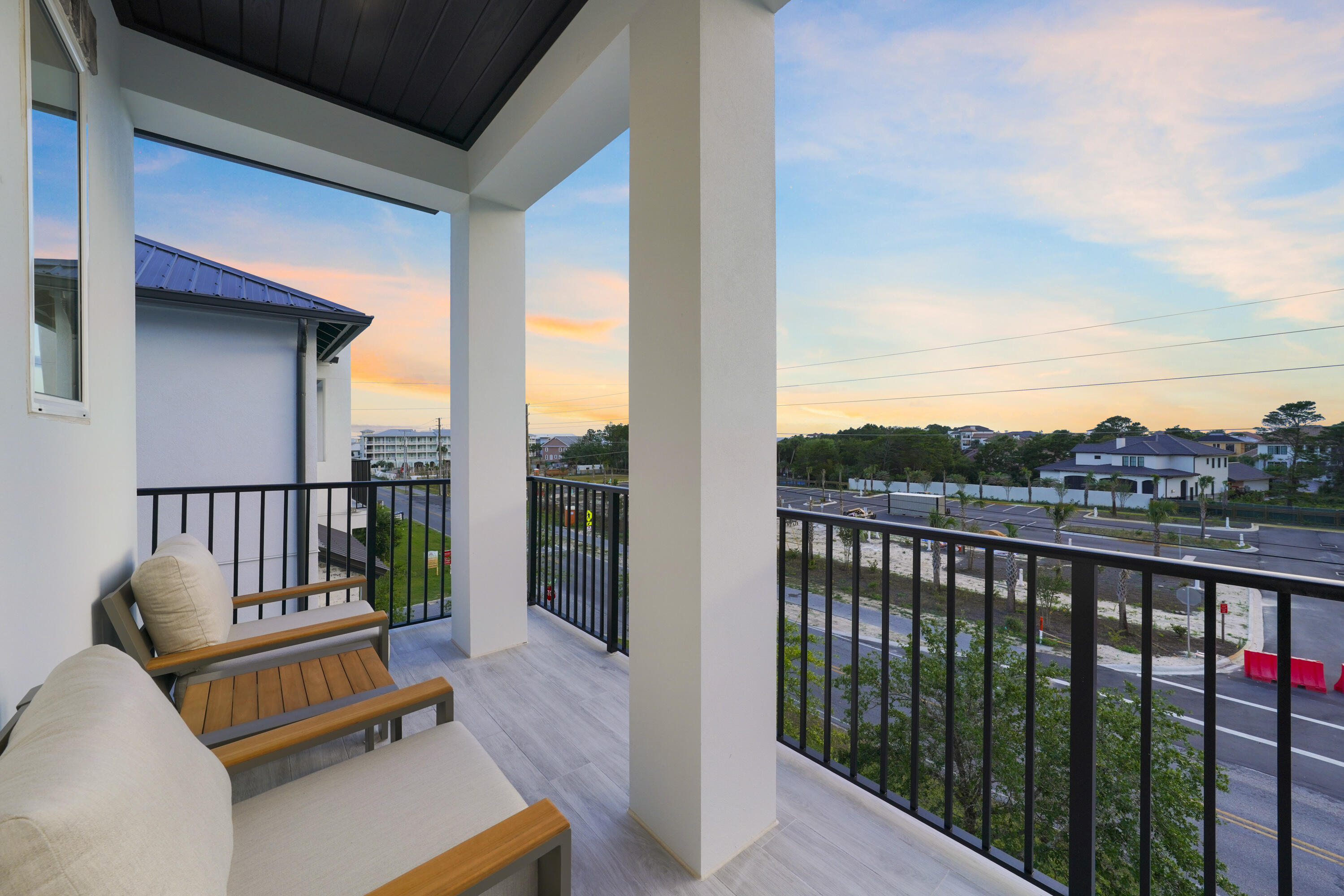 393 County hwy - Residential