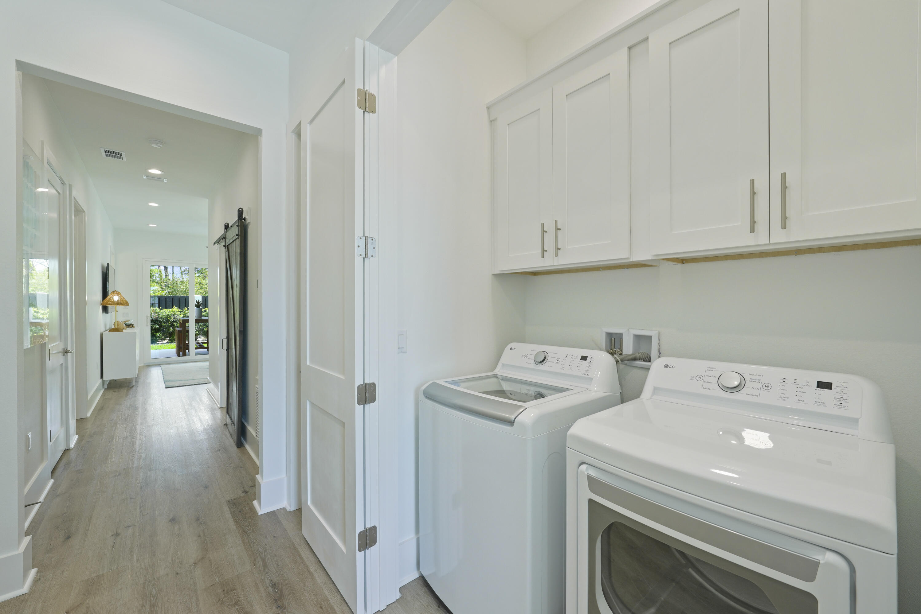 393 County hwy - Residential