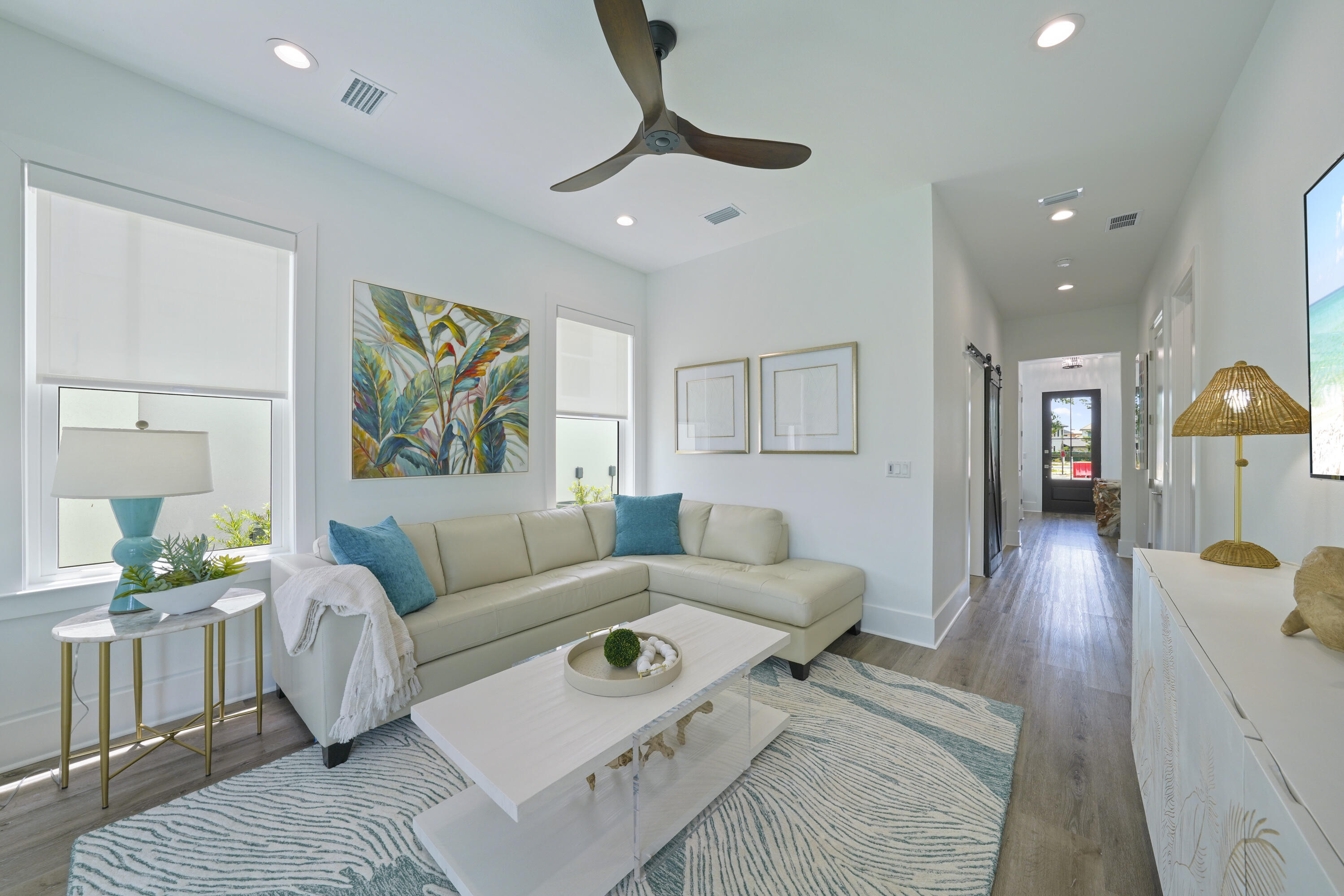 393 County hwy - Residential