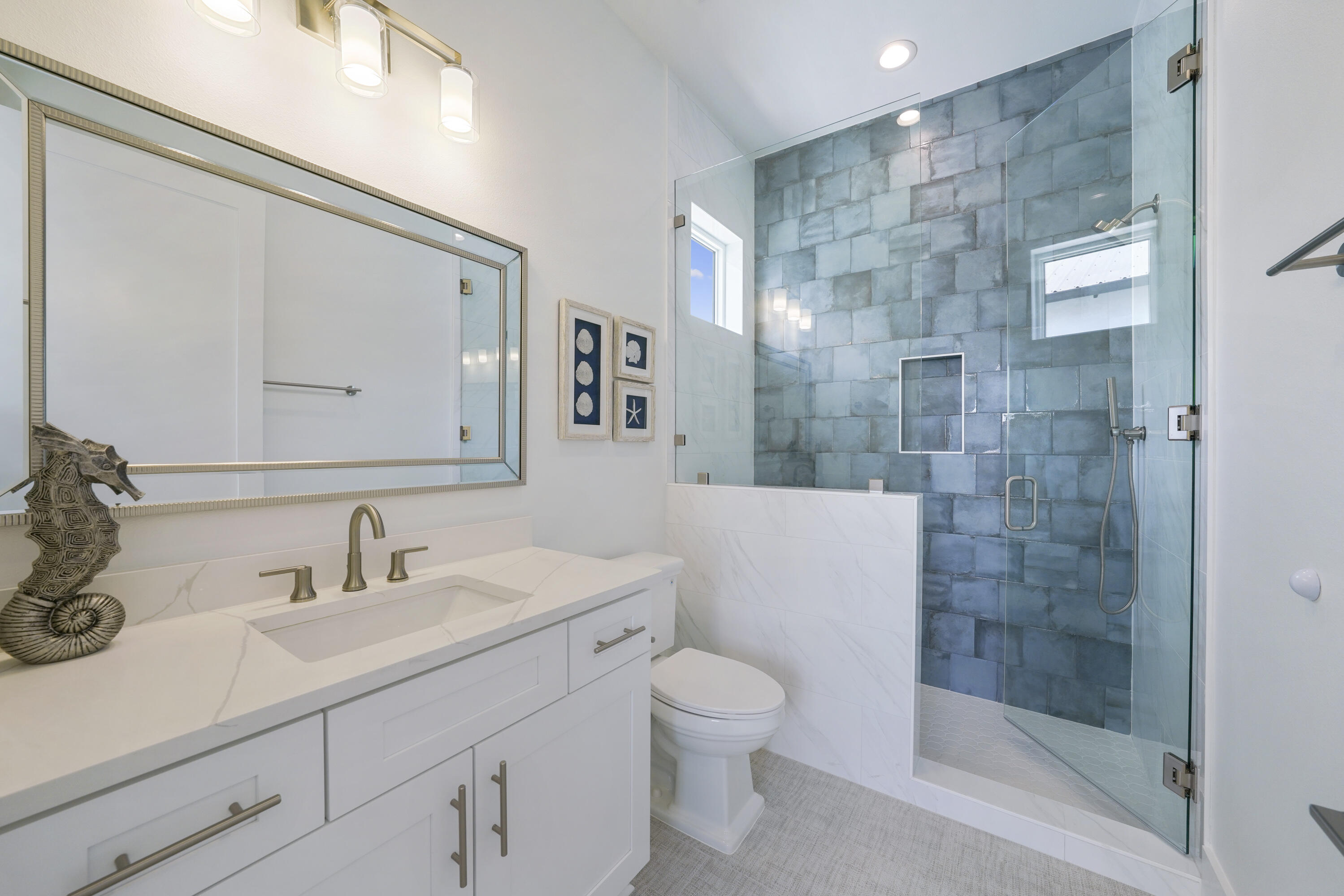 393 County hwy - Residential