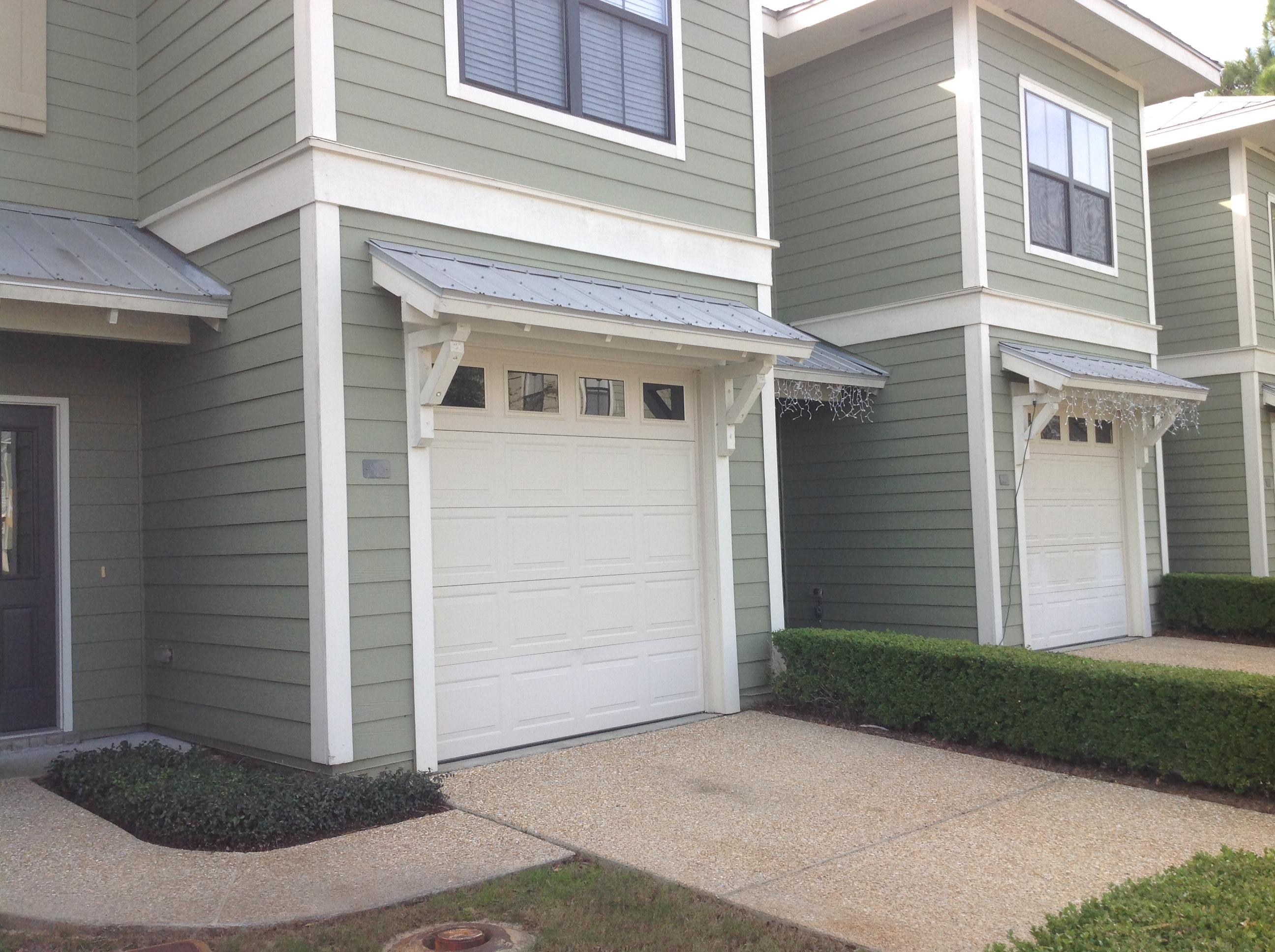 SOUTH HAVEN TOWNHOMES - Residential