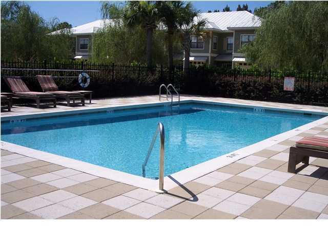 SOUTH HAVEN TOWNHOMES - Residential