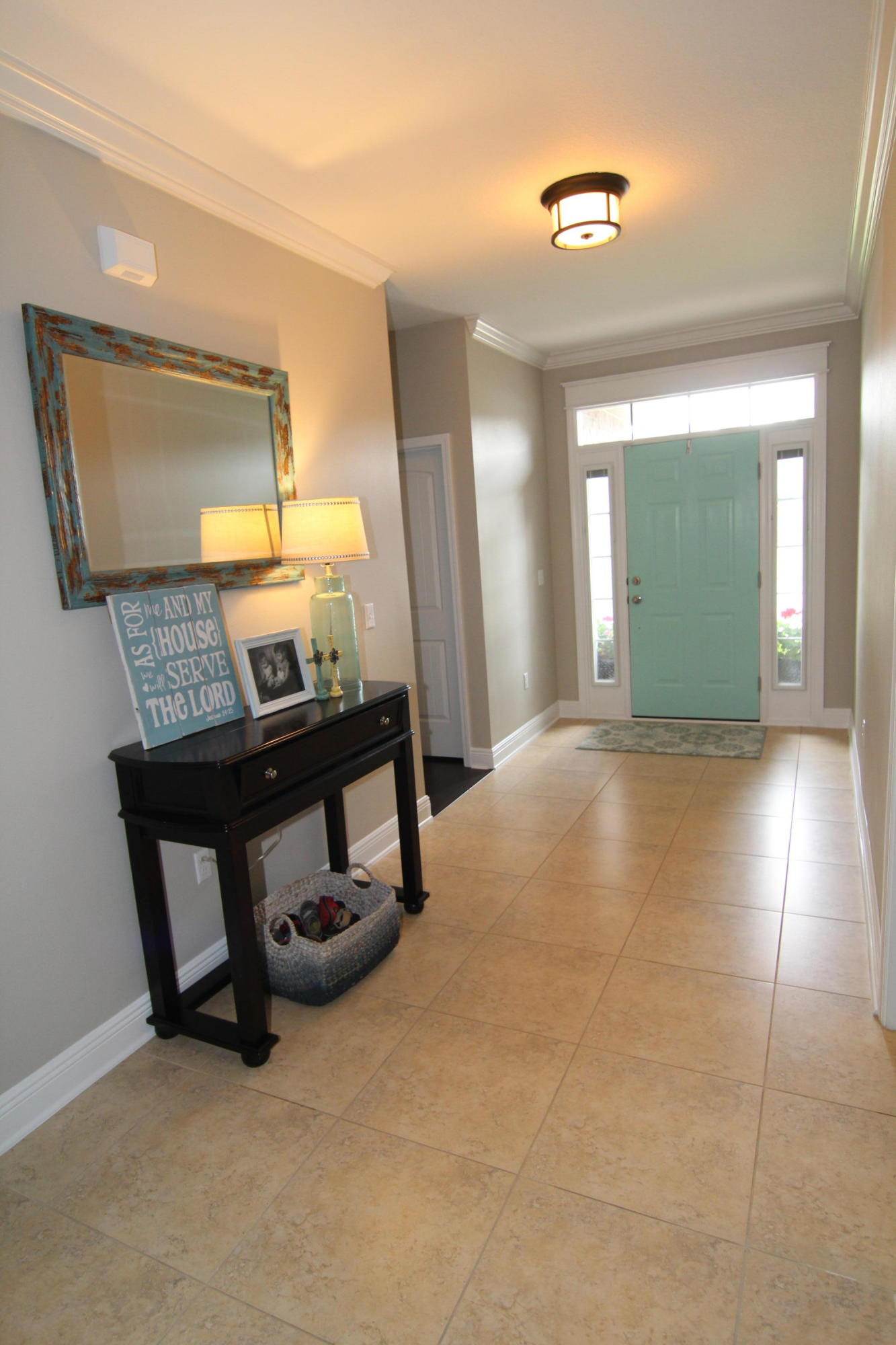 WINDSOR ESTATES - Residential