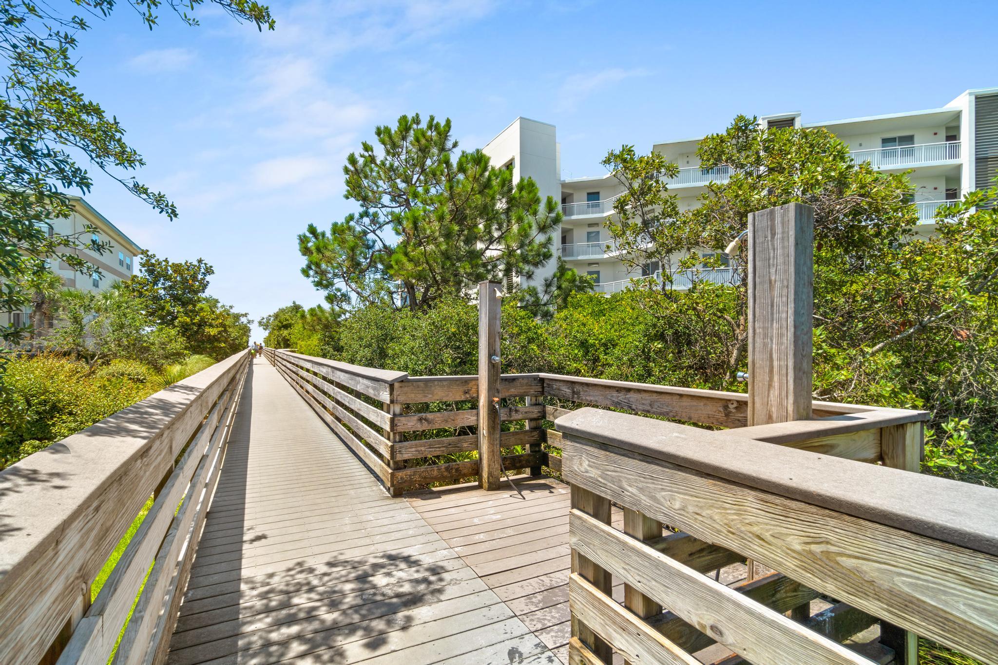 ROLLIN TIDE VILLAS - Residential