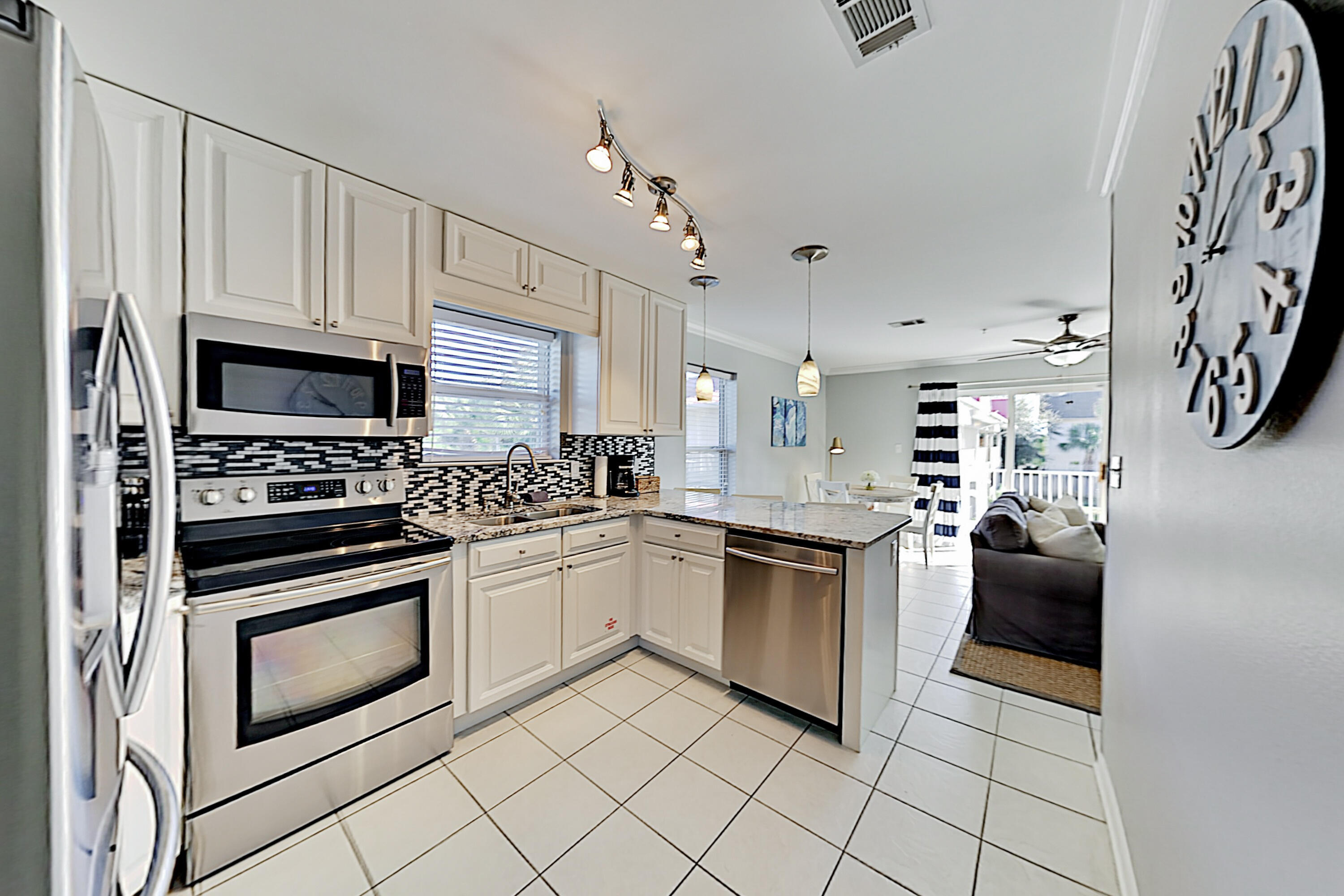 ROLLIN TIDE VILLAS - Residential