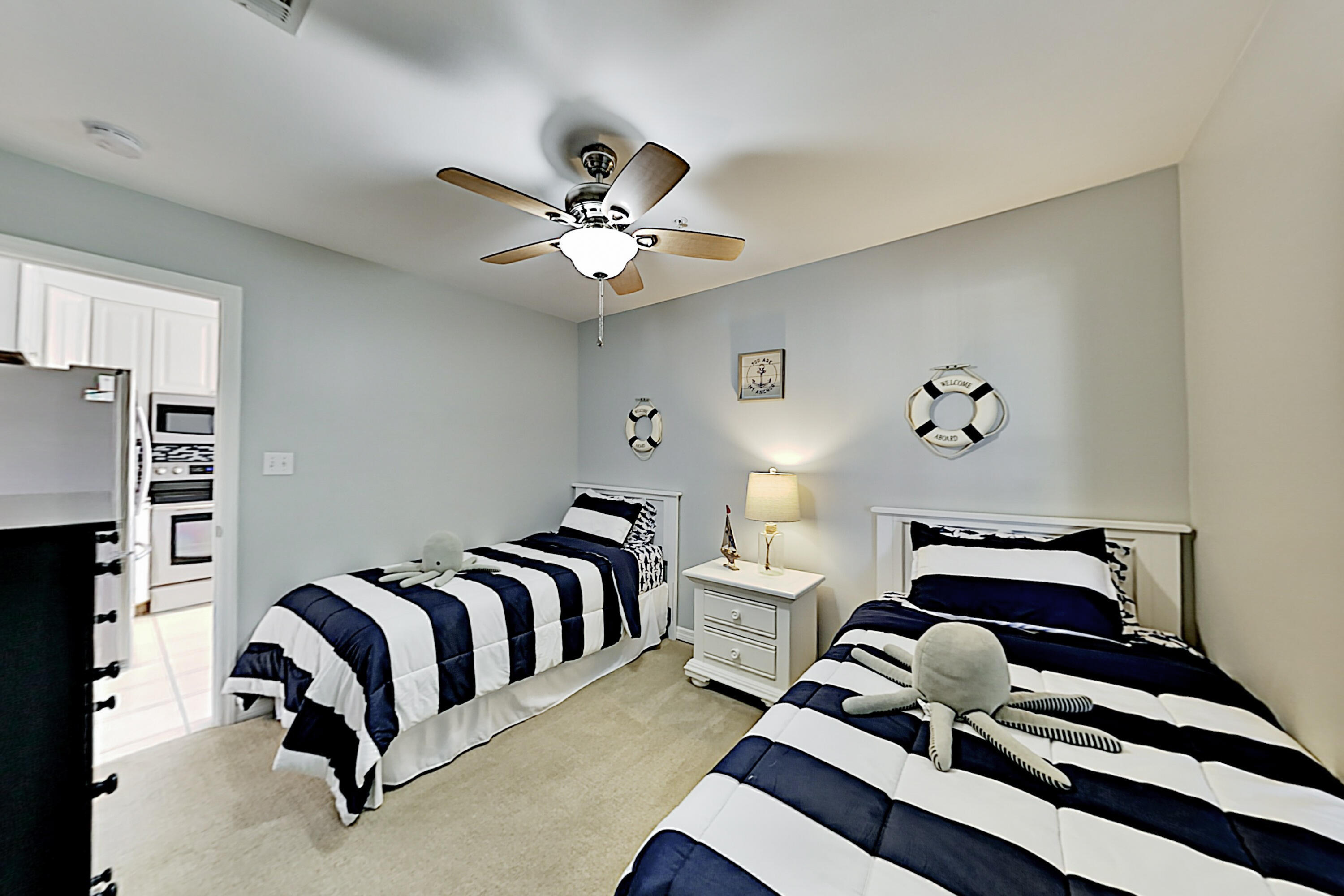 ROLLIN TIDE VILLAS - Residential