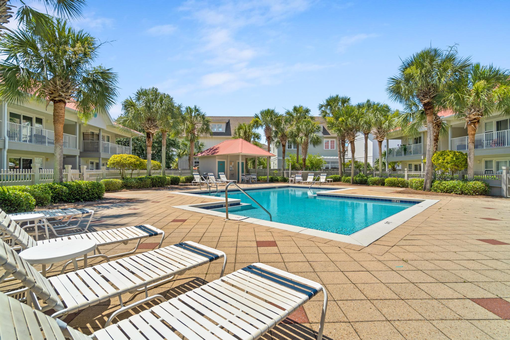 ROLLIN TIDE VILLAS - Residential