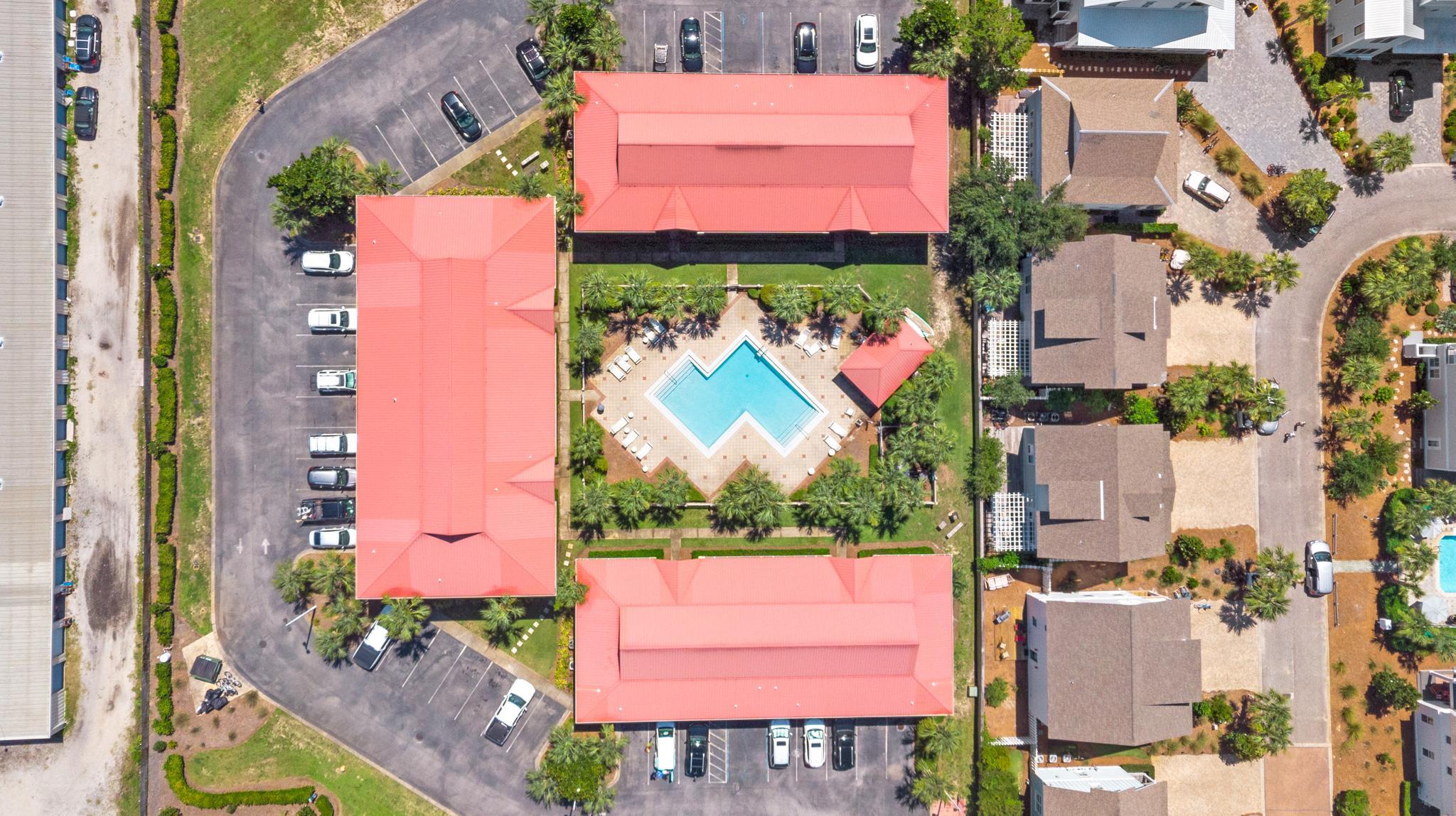 ROLLIN TIDE VILLAS - Residential