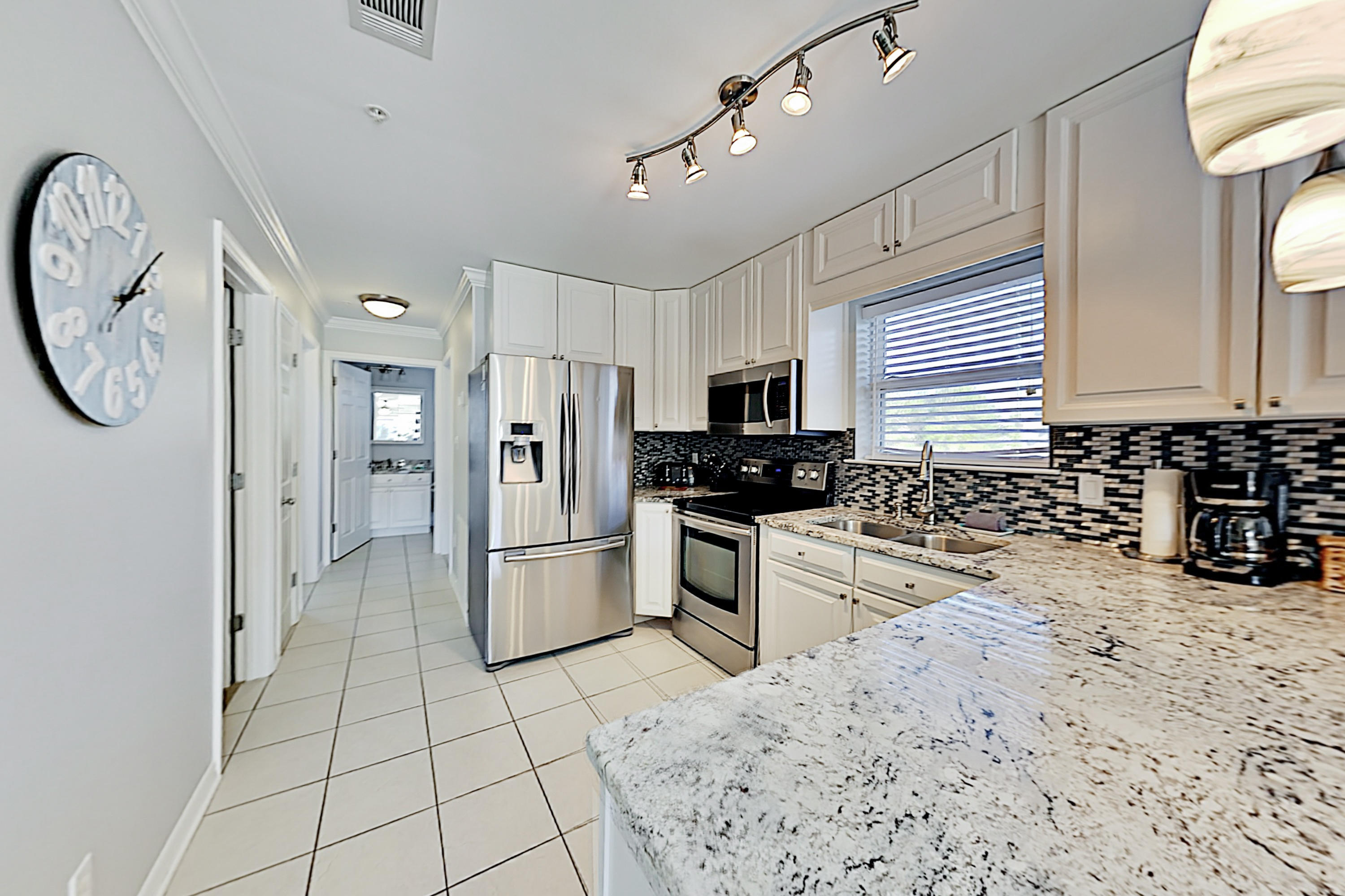 ROLLIN TIDE VILLAS - Residential
