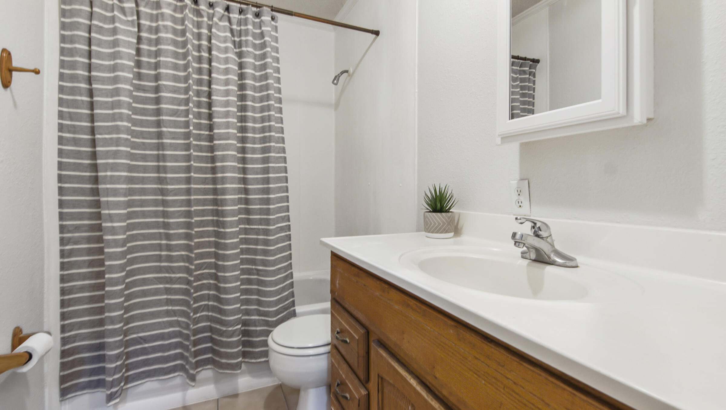 TOWN OF DEFUNIAK SPRINGS - Residential