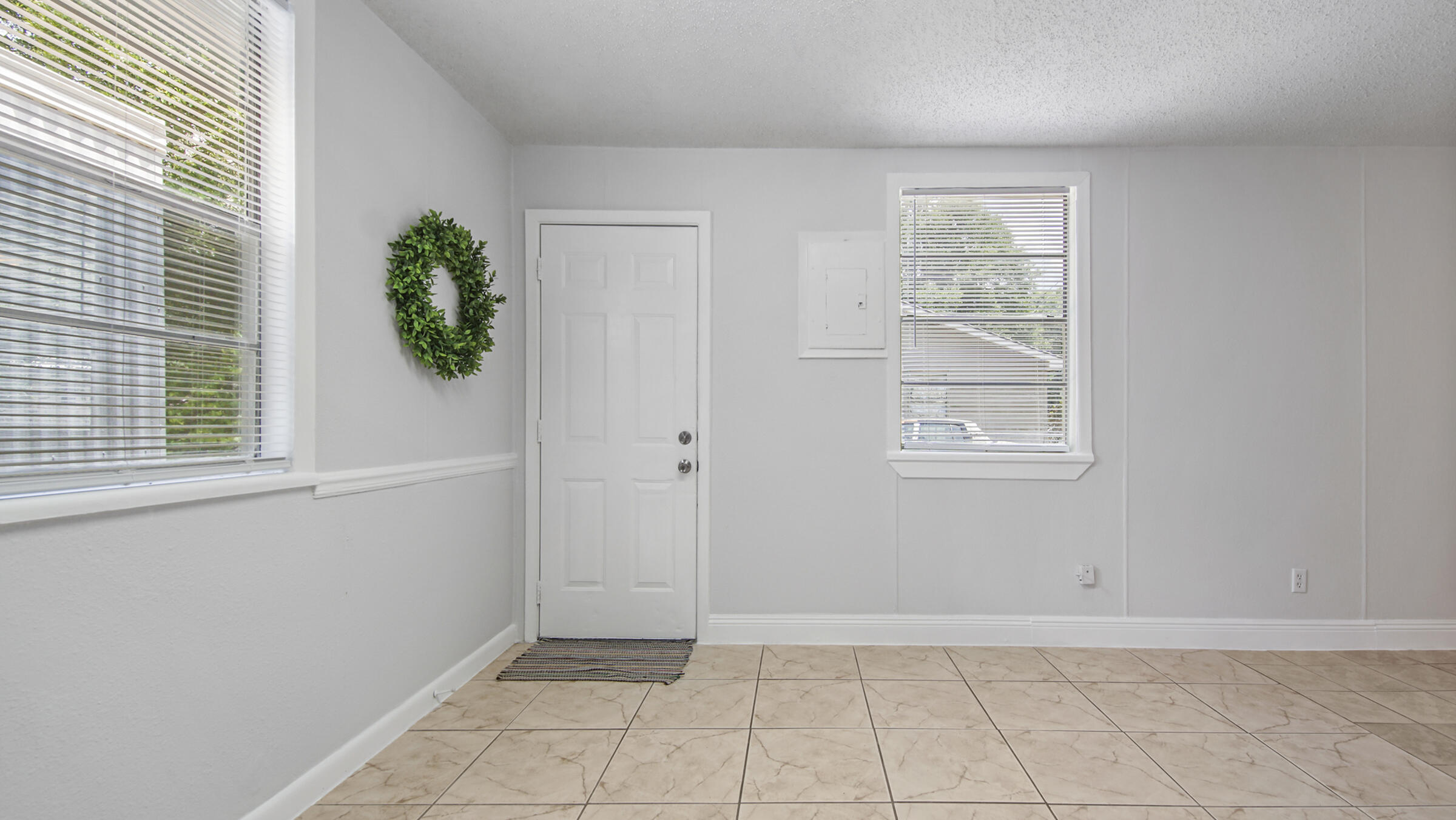 TOWN OF DEFUNIAK SPRINGS - Residential