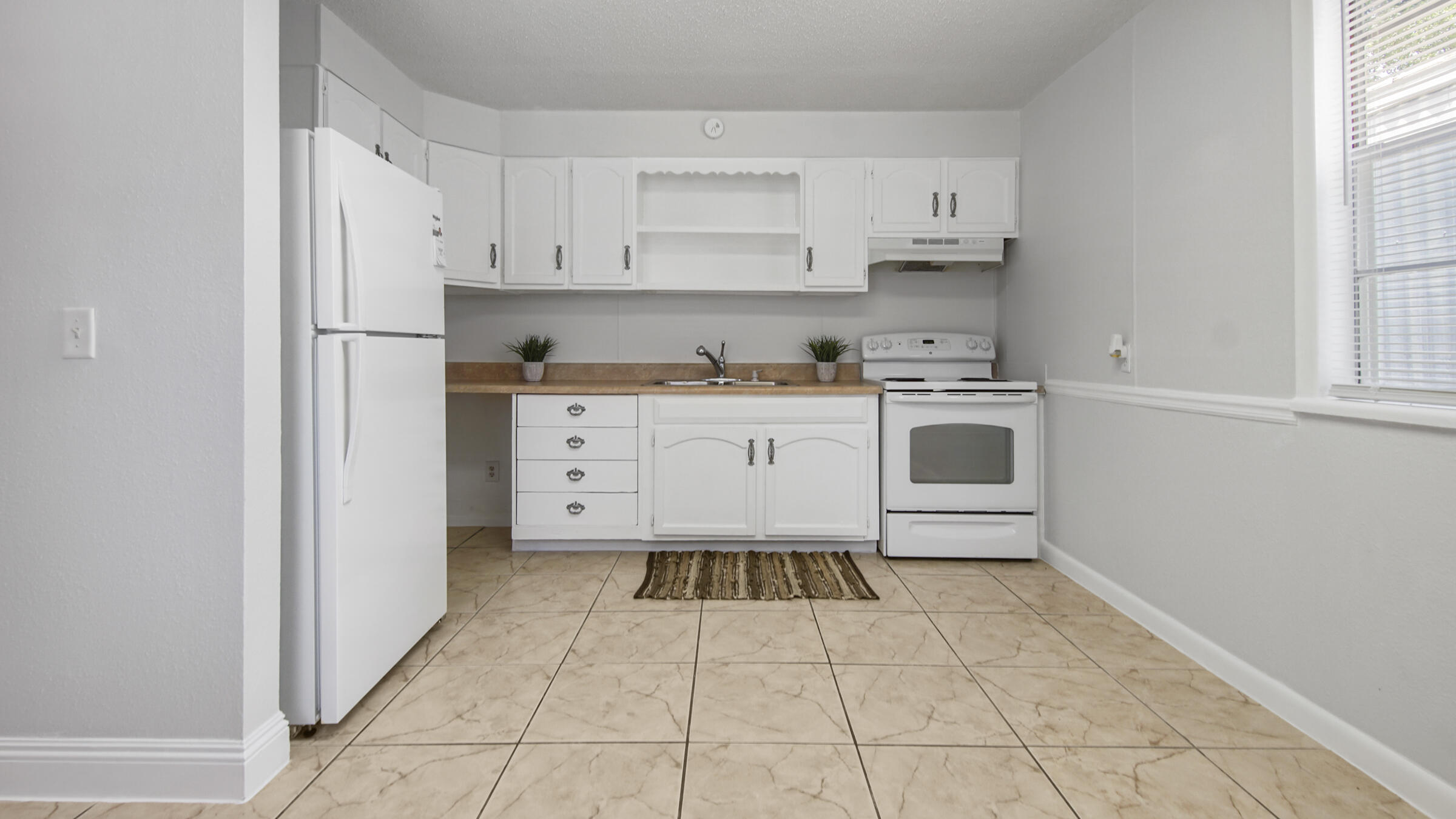 TOWN OF DEFUNIAK SPRINGS - Residential