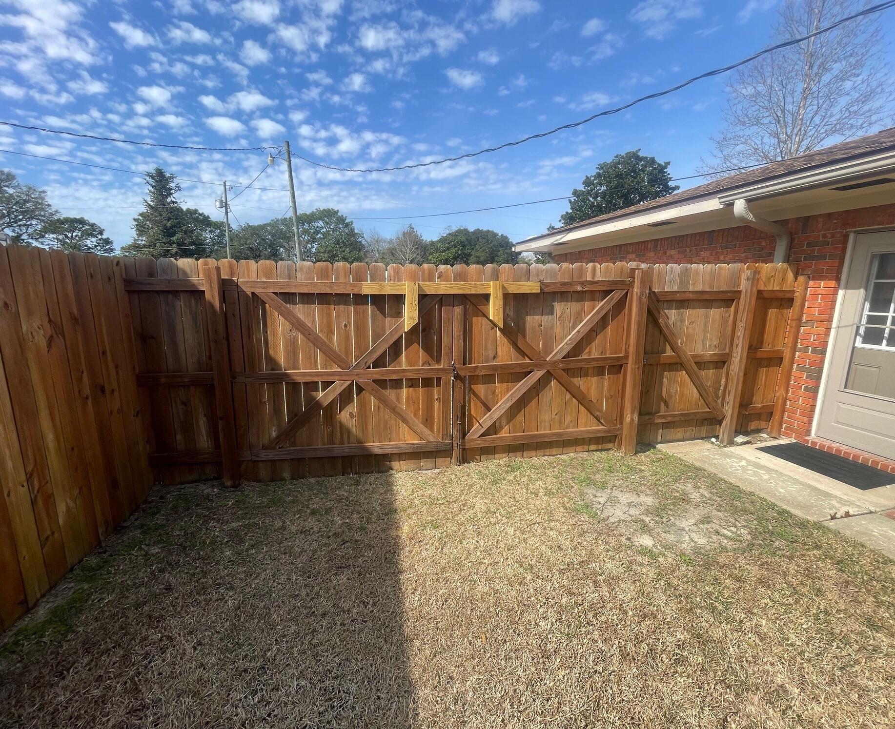 LONGWOOD S/D 2ND ADDN - Residential