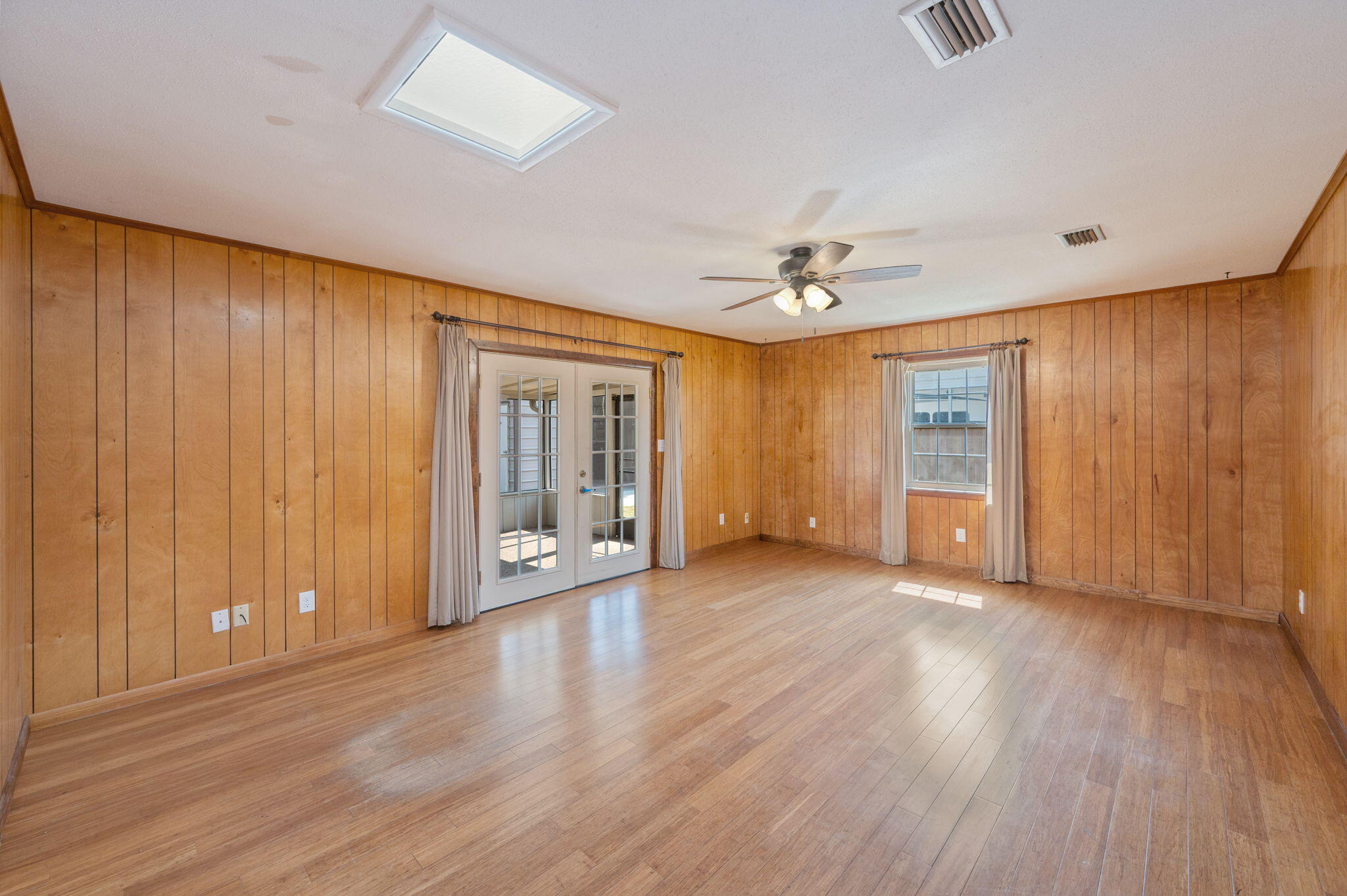 LONGWOOD S/D 2ND ADDN - Residential