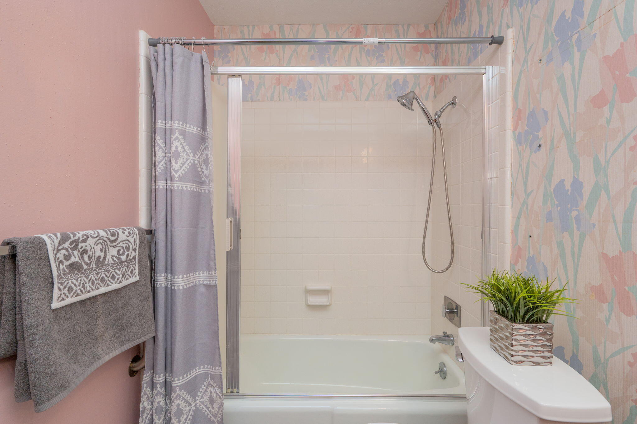 LONGWOOD S/D 2ND ADDN - Residential